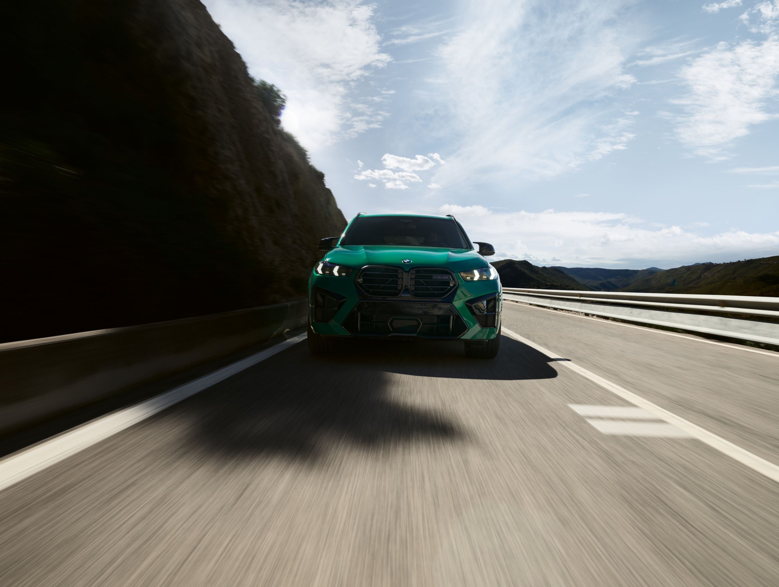BMW X5 M Competition BMW M lights Shadow Line