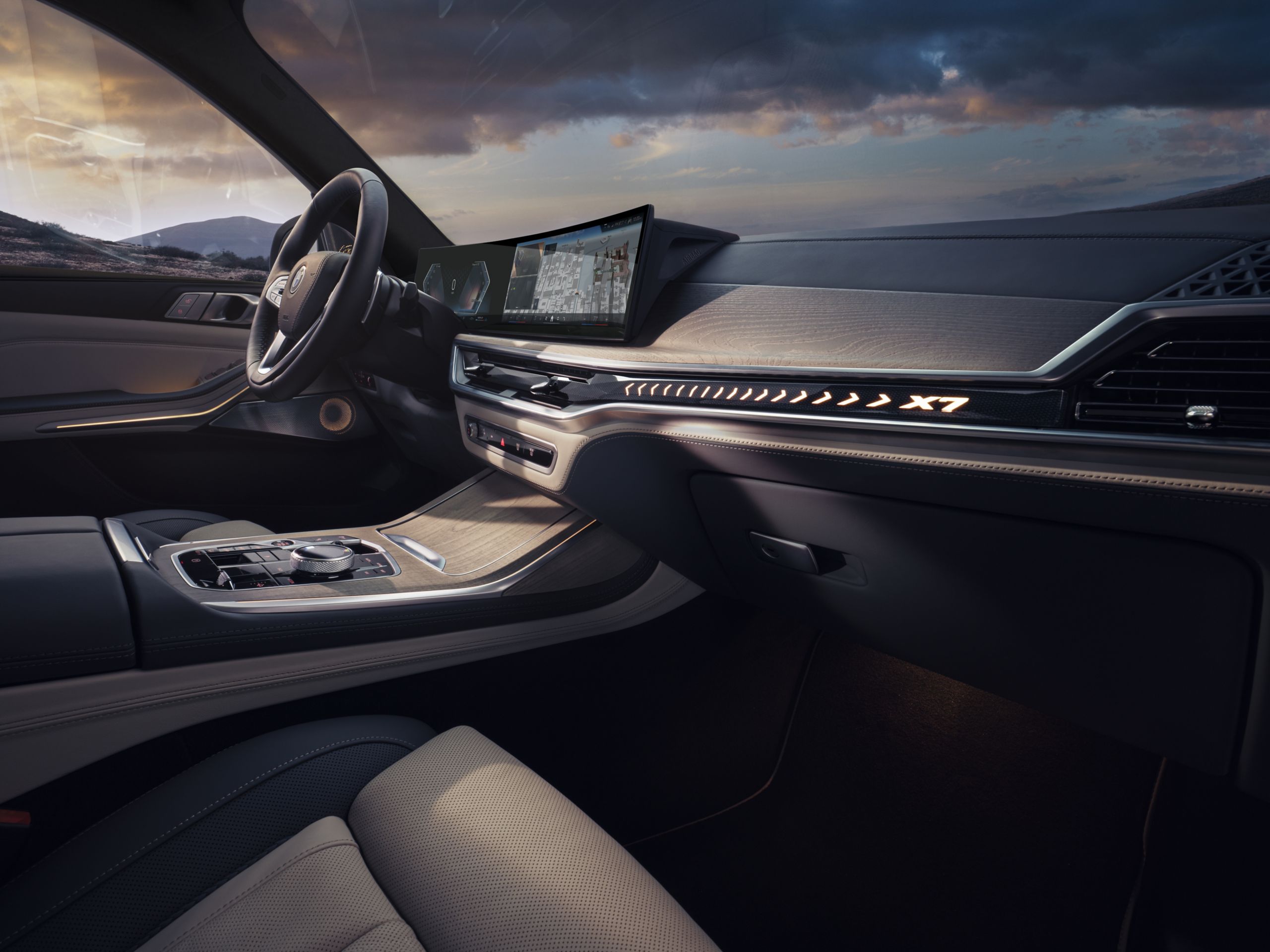 BMW X7 Cabin and Technology