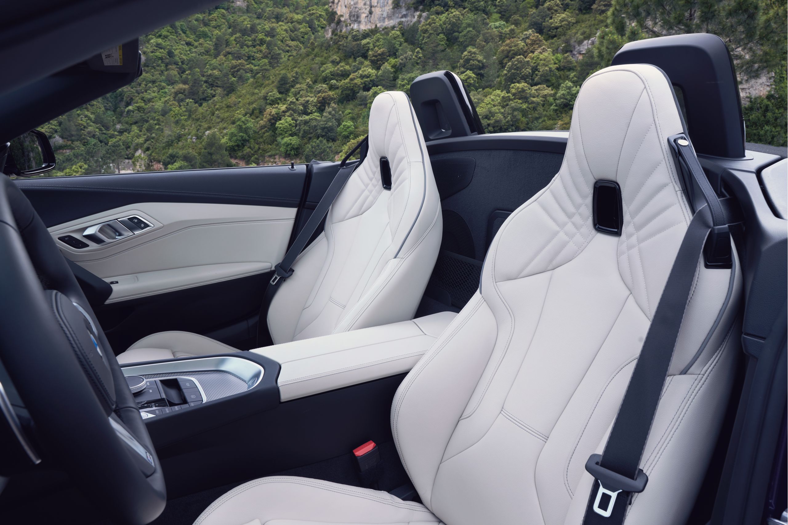 BMW Z4 Roadster M Sport seats