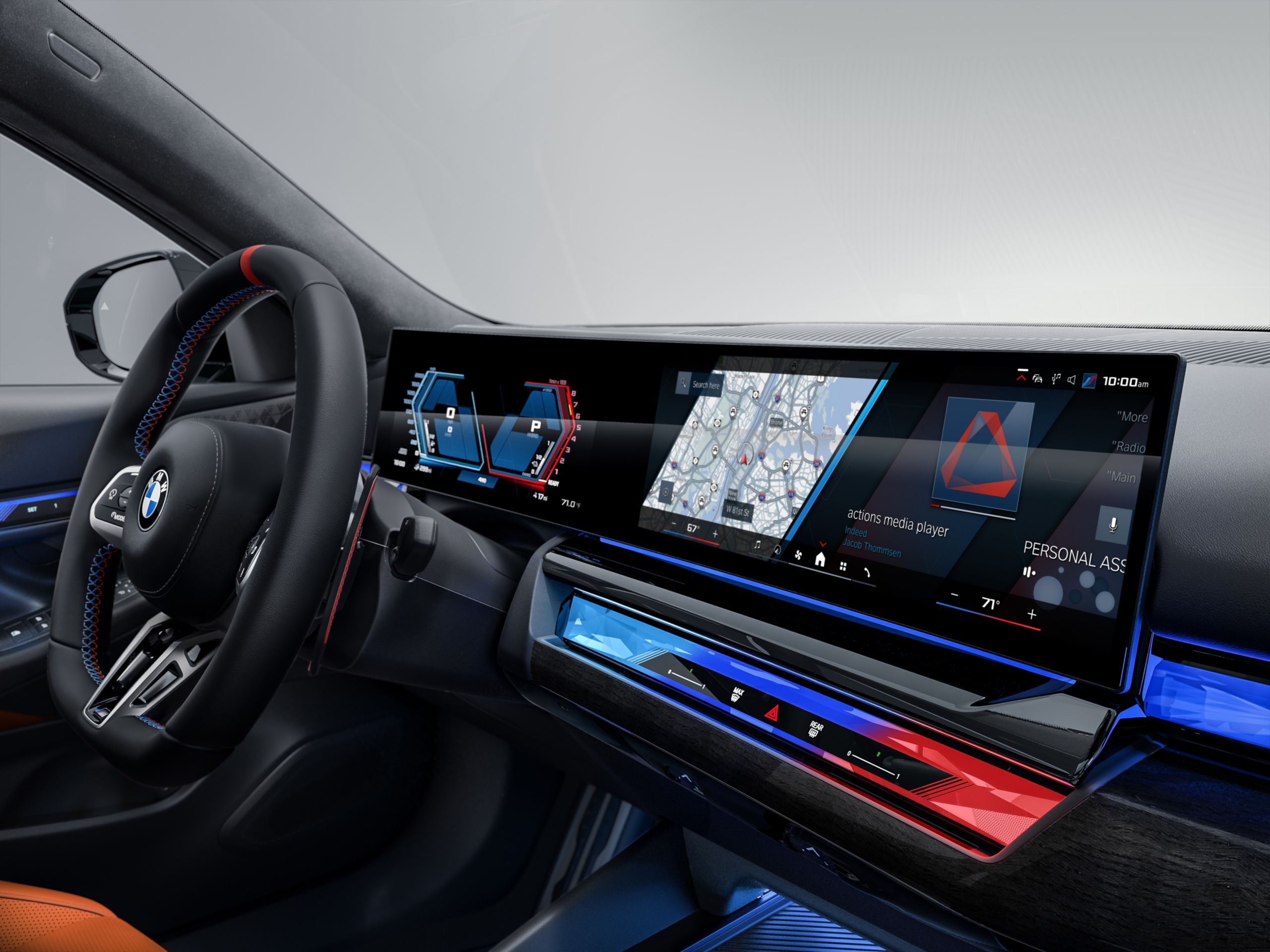 BMW M5 Touring M-specific iDrive