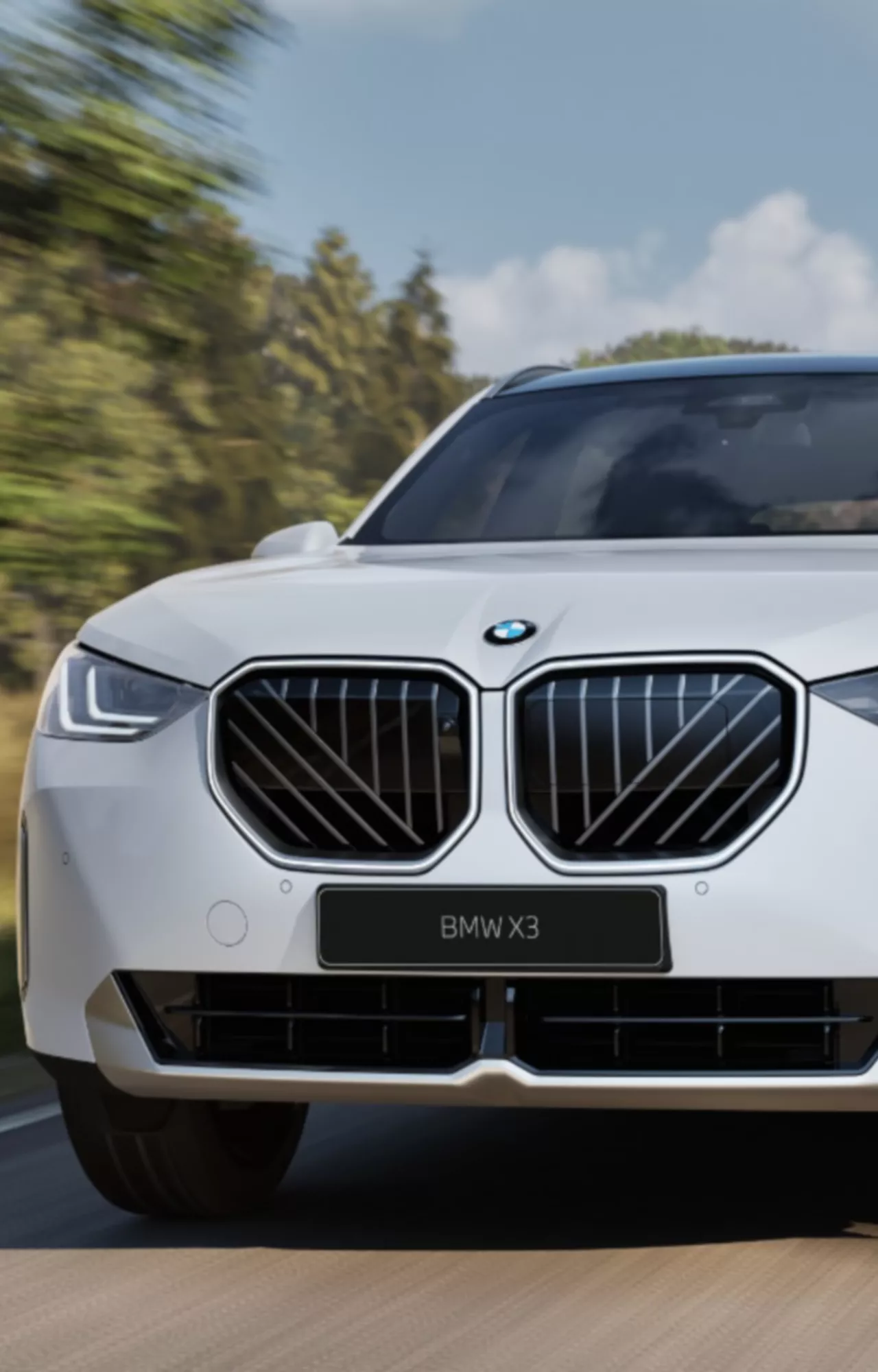 BMW X3 20 xDrive Pasiūlymo kaina 47 039 Eur.