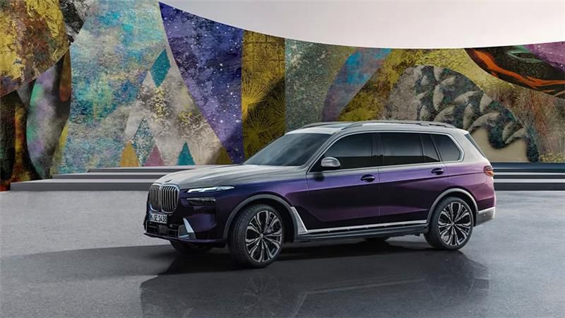 BMW X7 NISHIKI LOUNGE