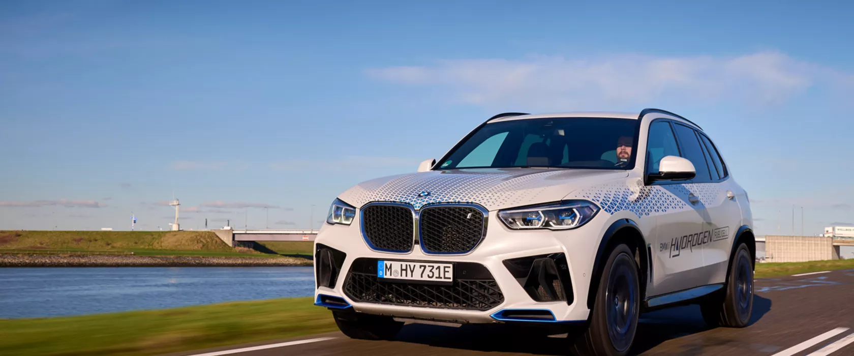 New BMW iX5 Hydrogen