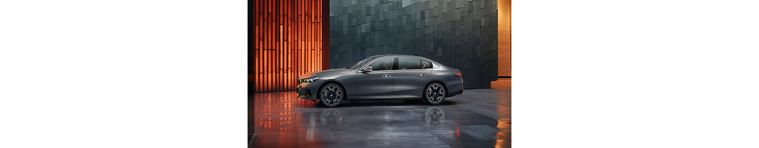 BMW 5シリーズ ロング(G68) : モデル、主要諸元および価格 | BMW.co.jp