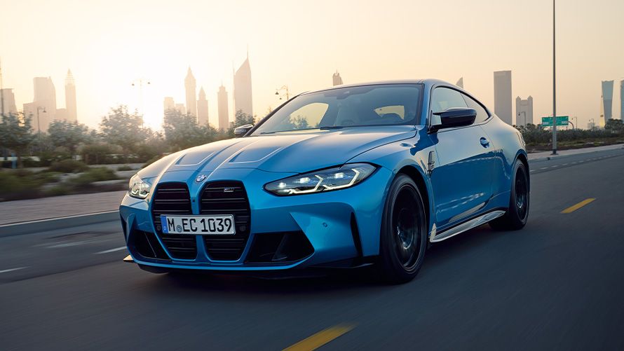 BMW M4 クーペ