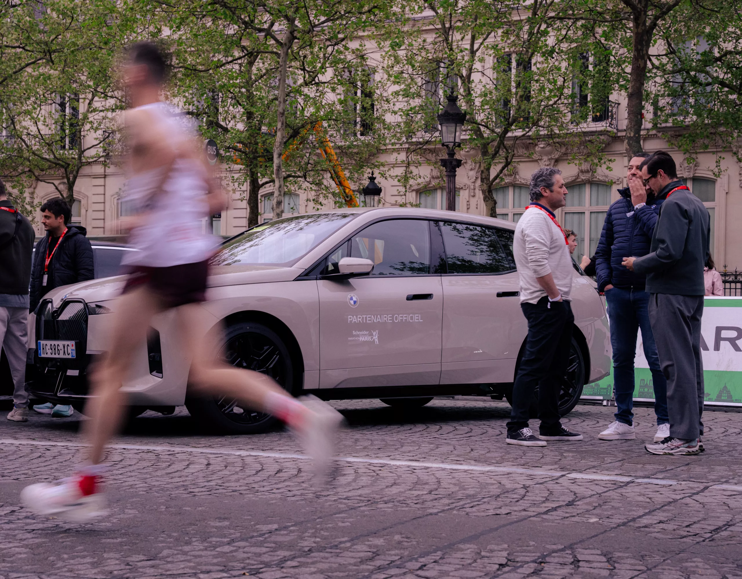  BMW iX / Marathon de Paris 2025