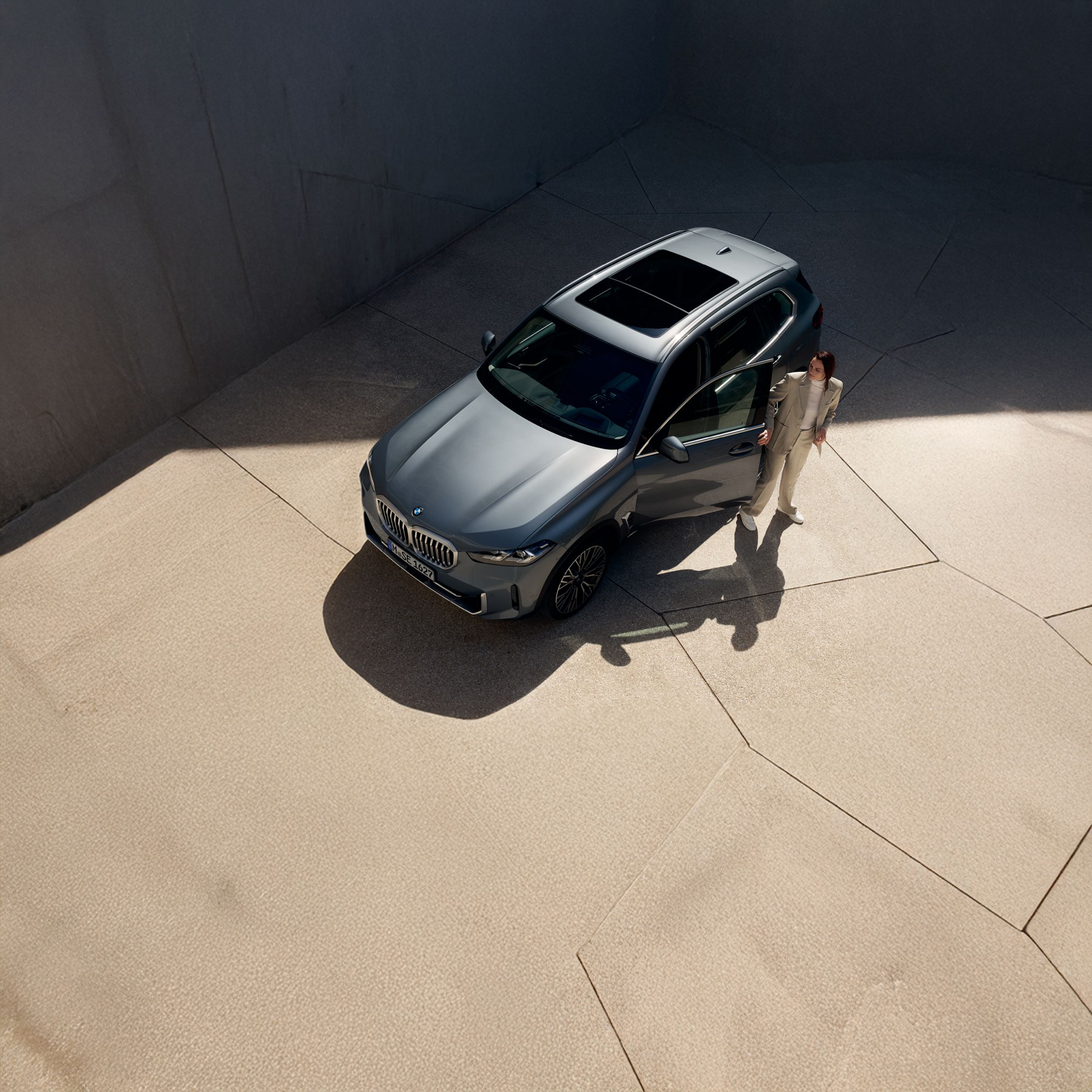 Receive a $250 pre-paid E-gift card+ with Premier Motor Insurance.