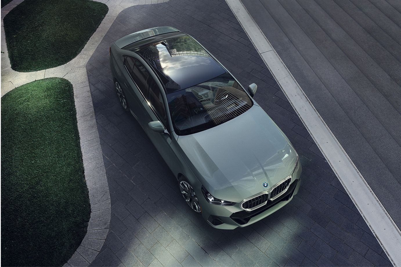 BMW Electric car Regenerative braking vs conventional braking