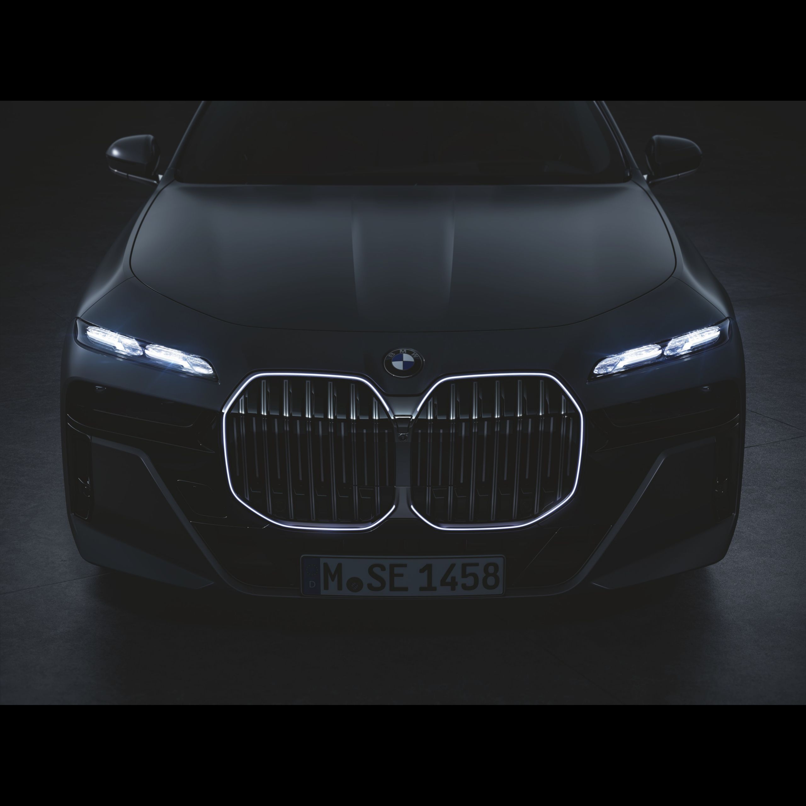 BMW 7 Series Saloon front design