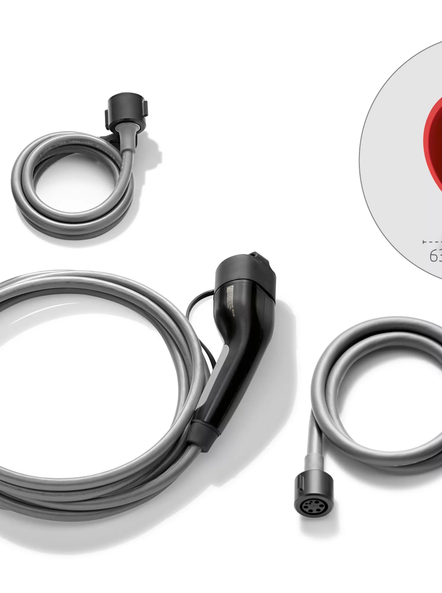 BMW Flexible Fast Charger in Schwarz mit grauem Ladekabel und zwei grauen Adaptern auf weißem Hintergrund