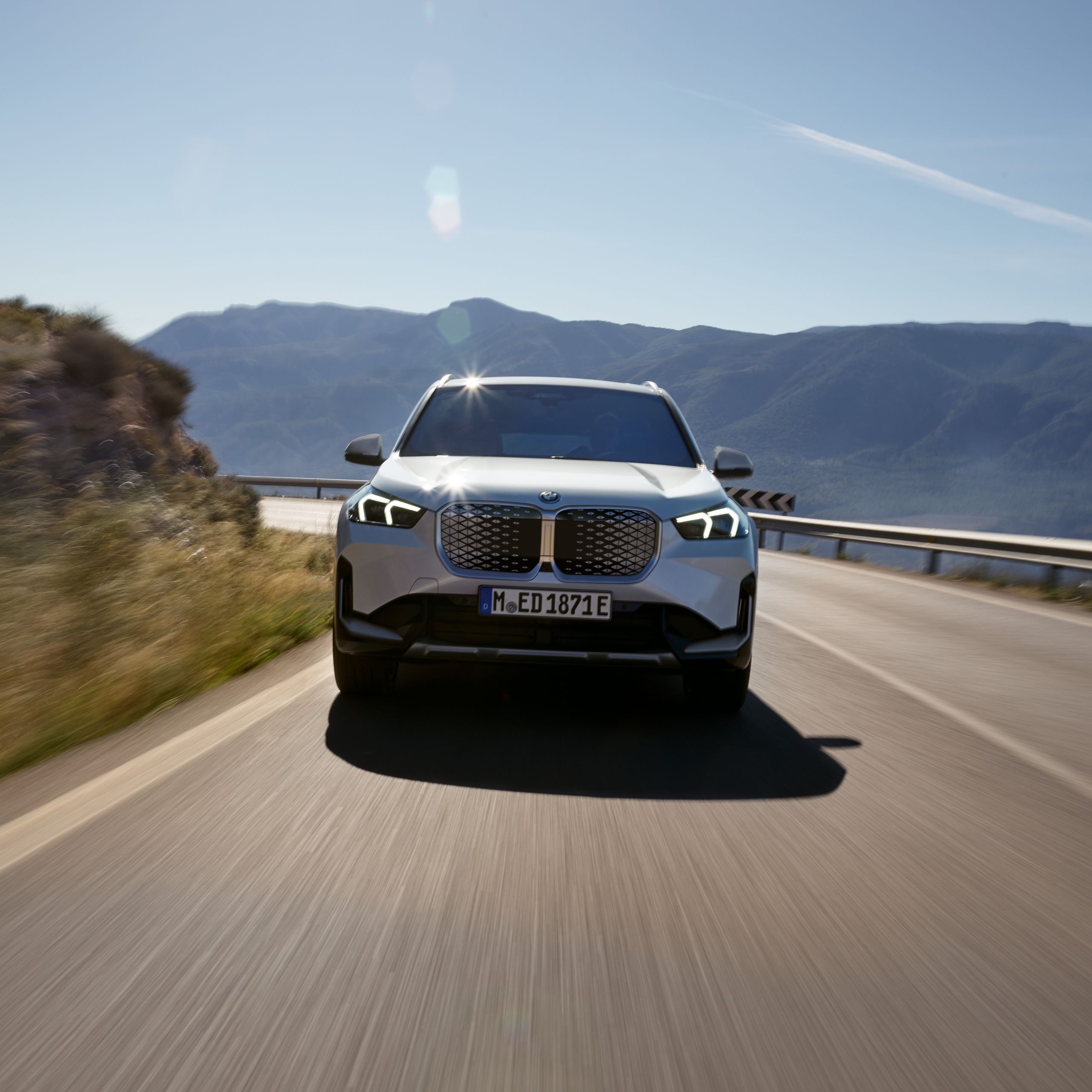 BMW iX1
