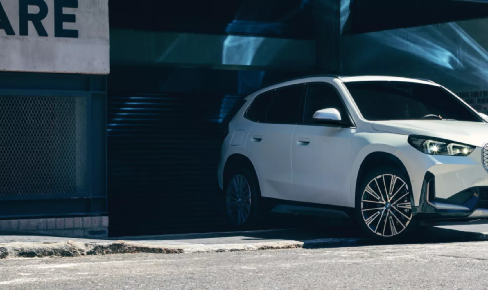 Lease of financier uw elektrische BMW