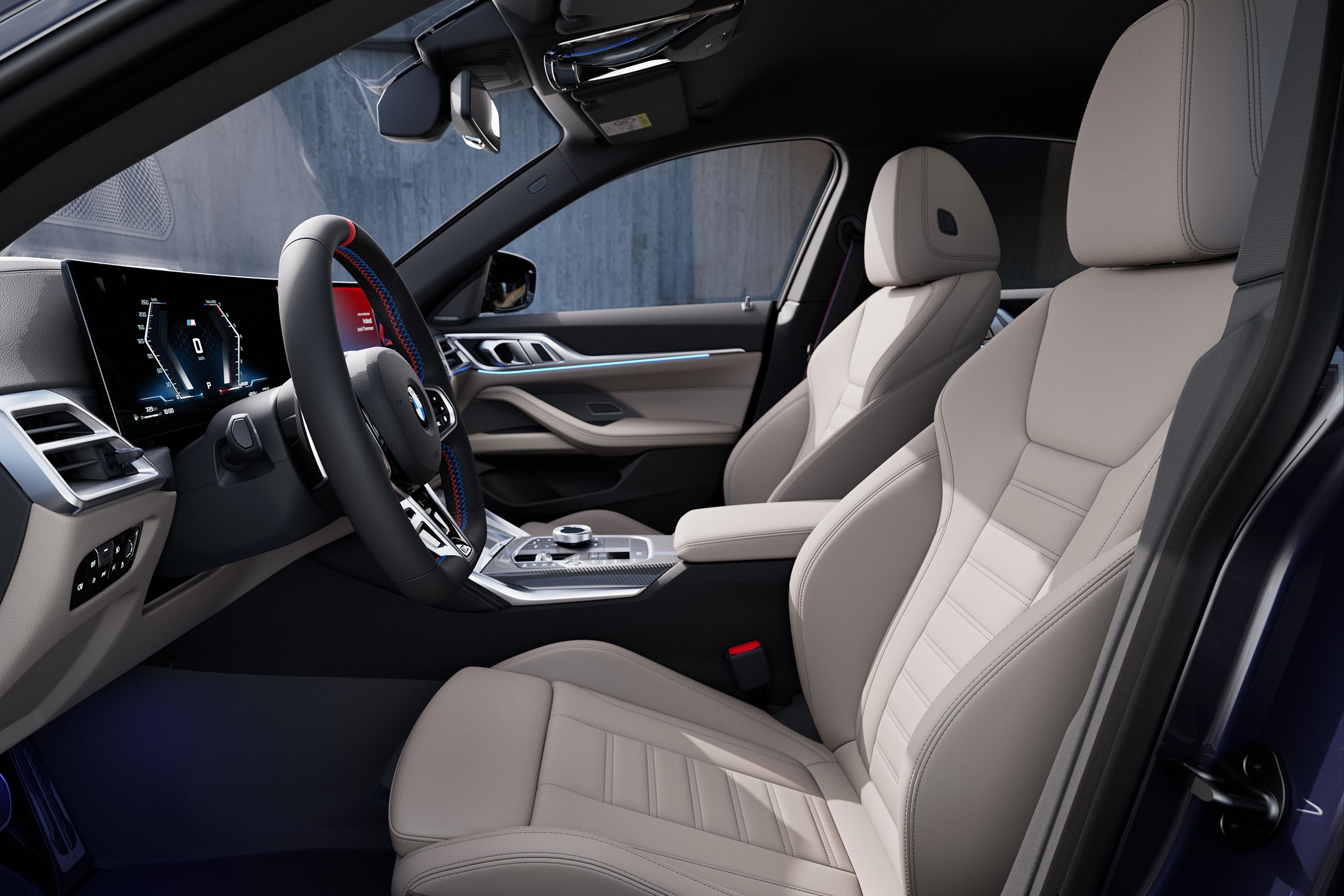BMW M440i xDrive グラン クーペ：ドライバーに合わせた細やかな調整が可能なスポーツ・シート（運転席&助手席）