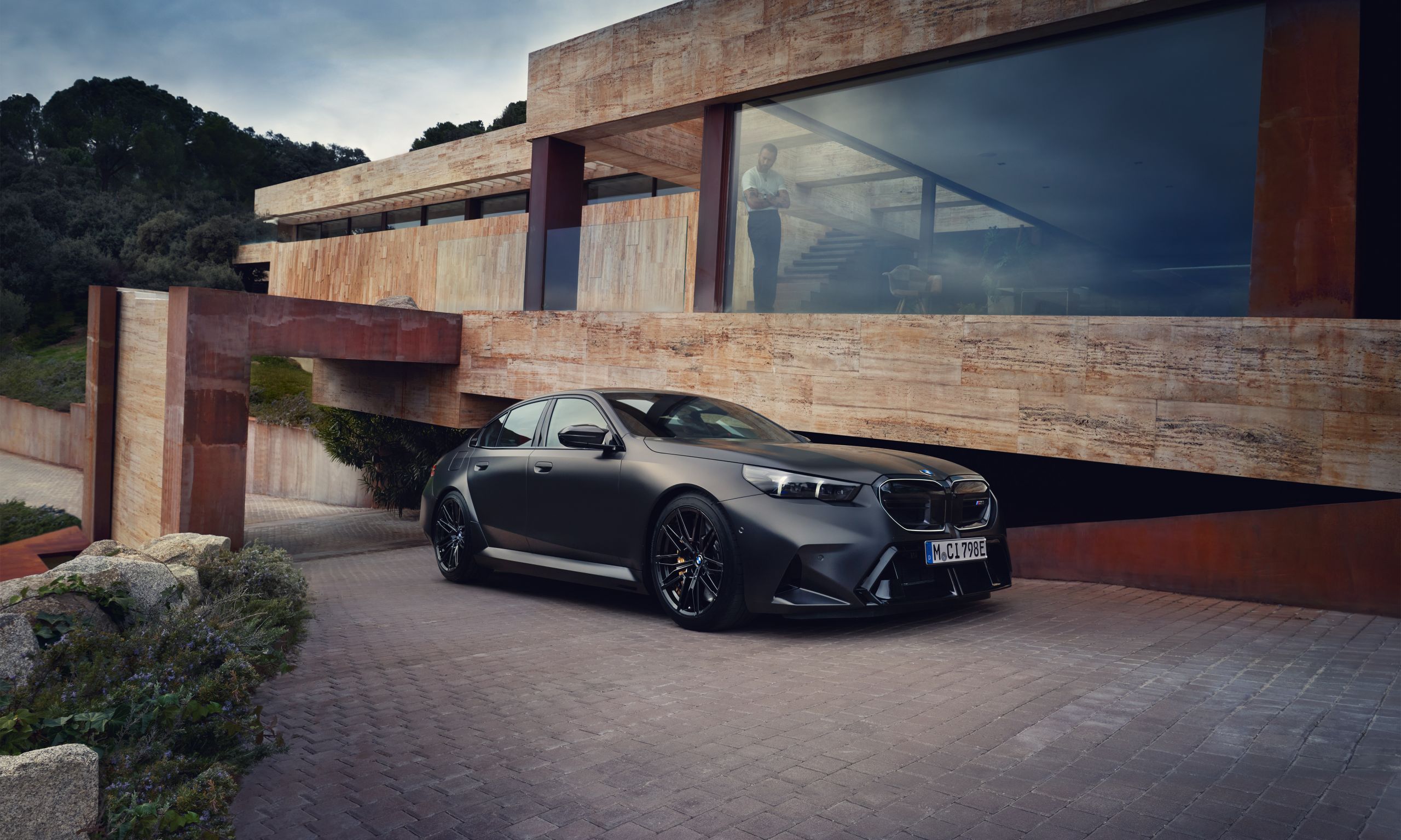 Time to switch M5 Touring