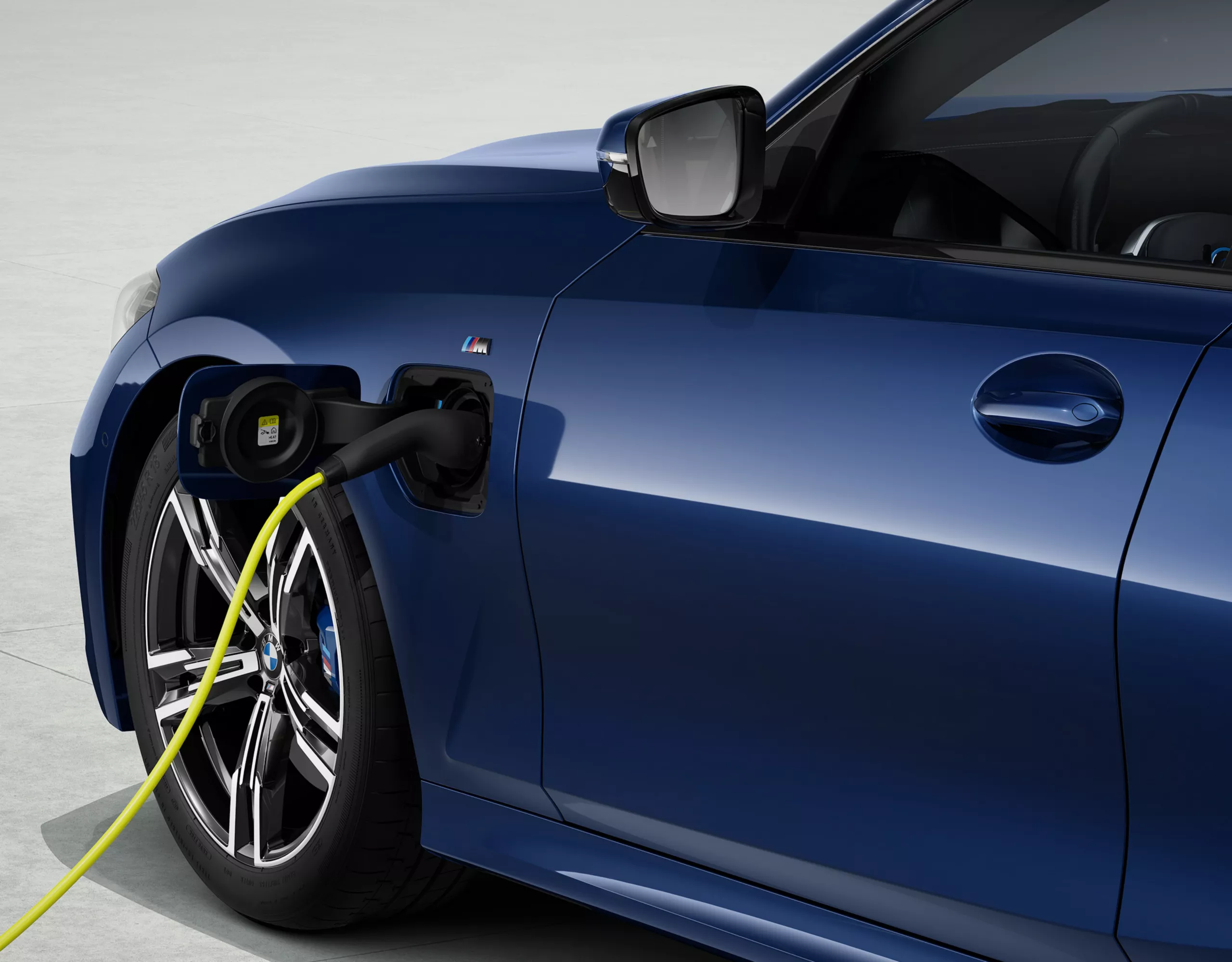 Laden BMW 3er Touring Plug-in-Hybrid