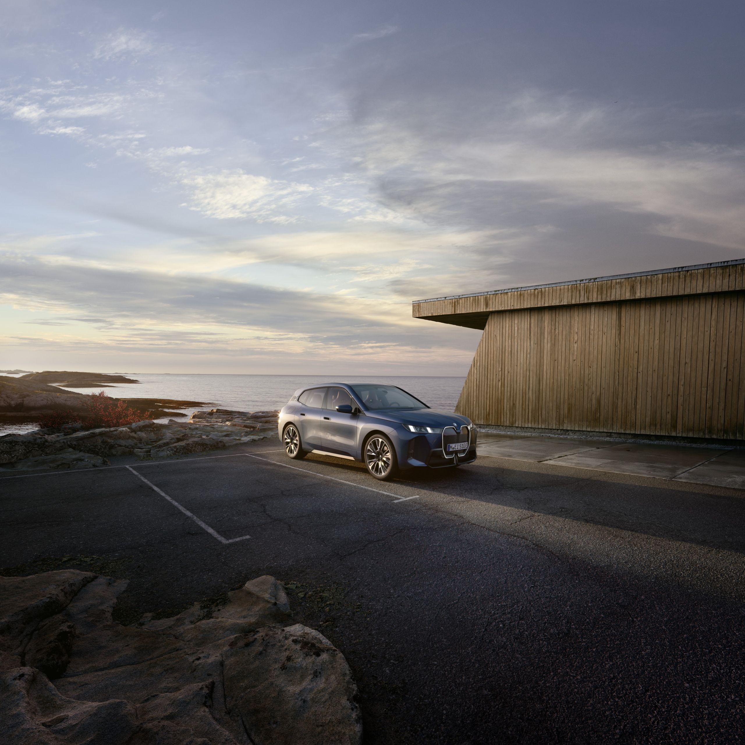 BMW iX