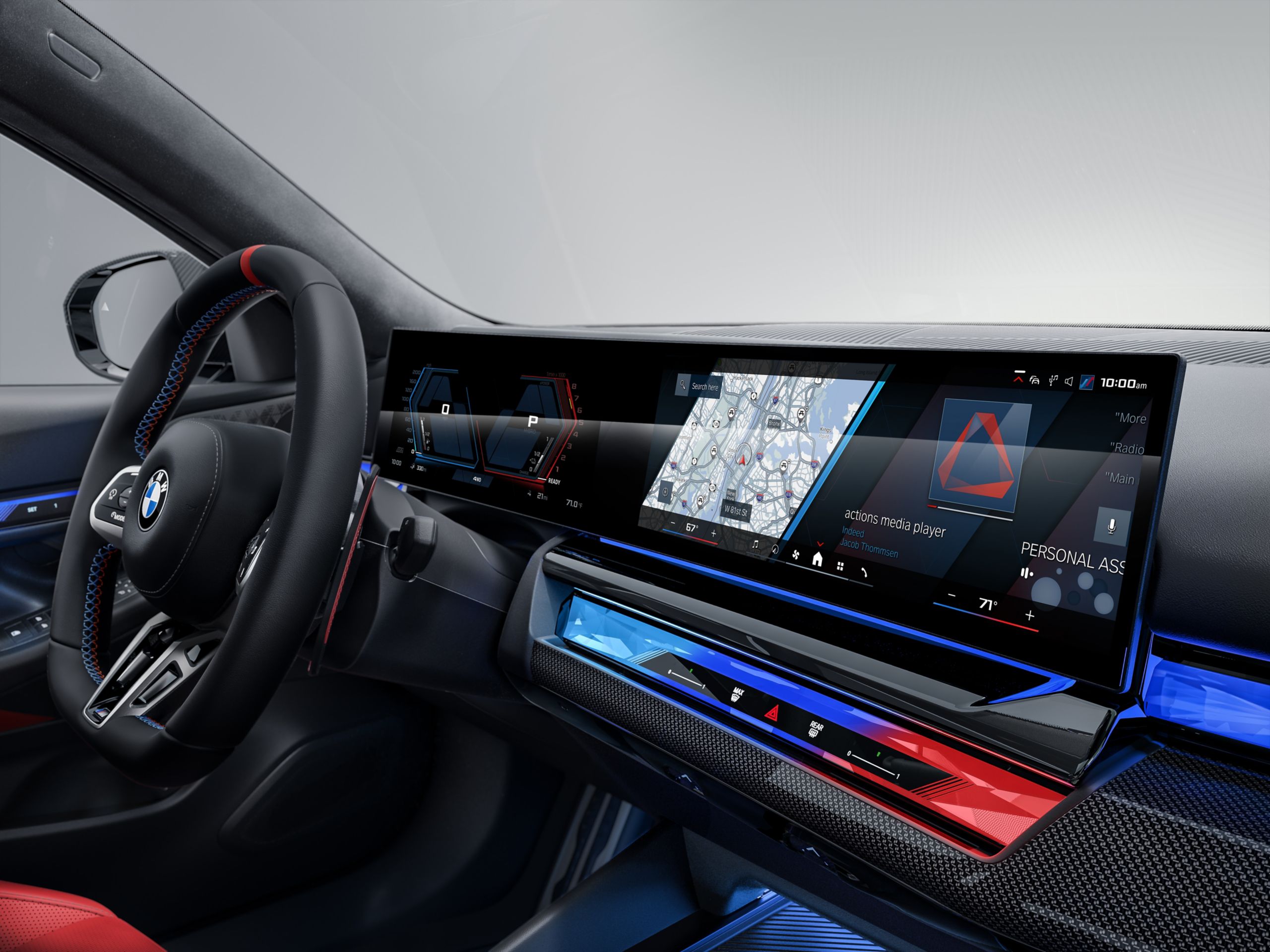 BMW M5 Sedan M-specific iDrive