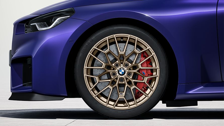 専用19インチ／20インチ M 鍛造ホイール 827Mゴールド・ブロンズ、専用 M カーボン・セラミックブレーキ（レッド・キャリパー）
