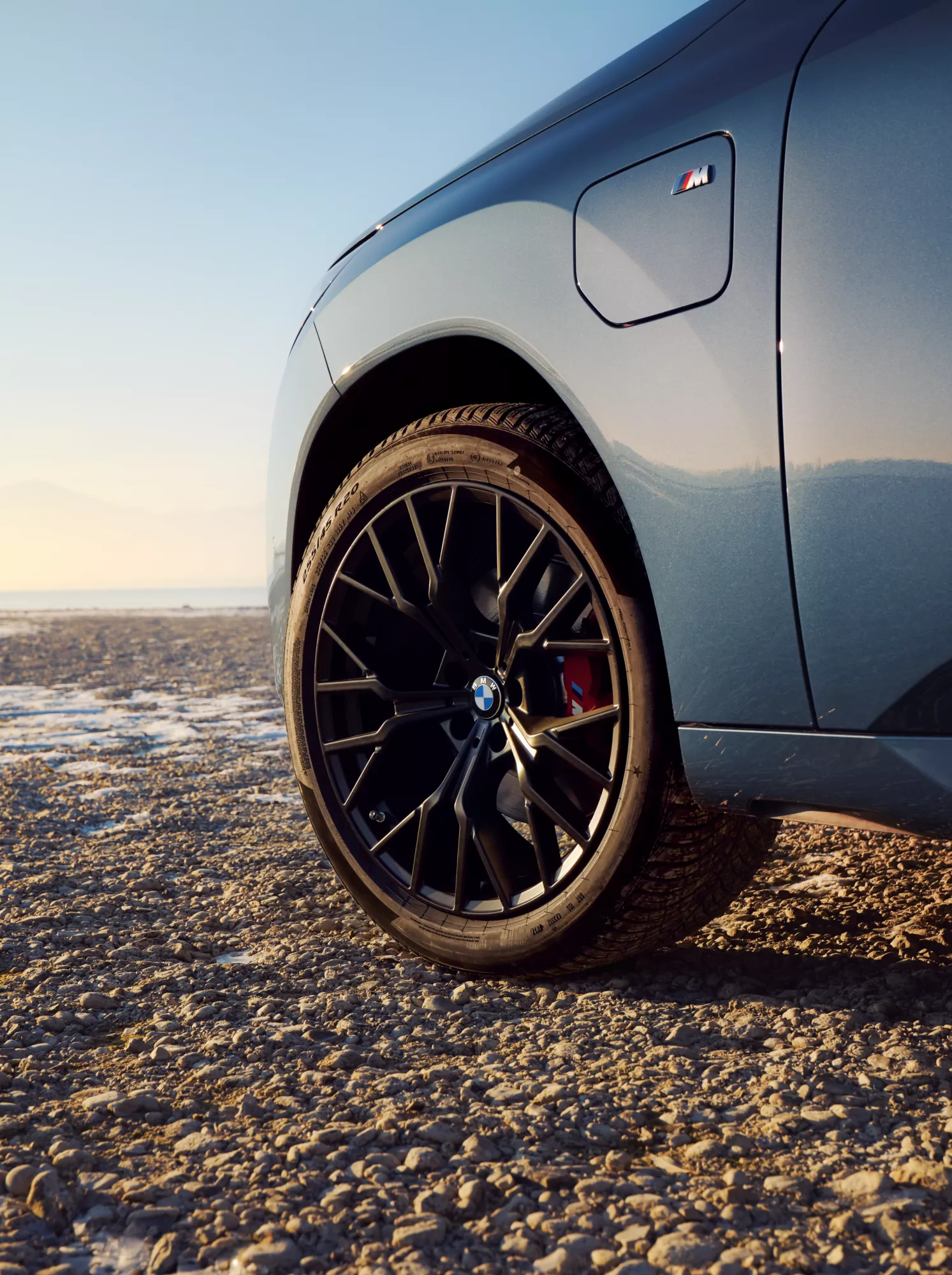  Schwarze BMW M Performance Parts Felge