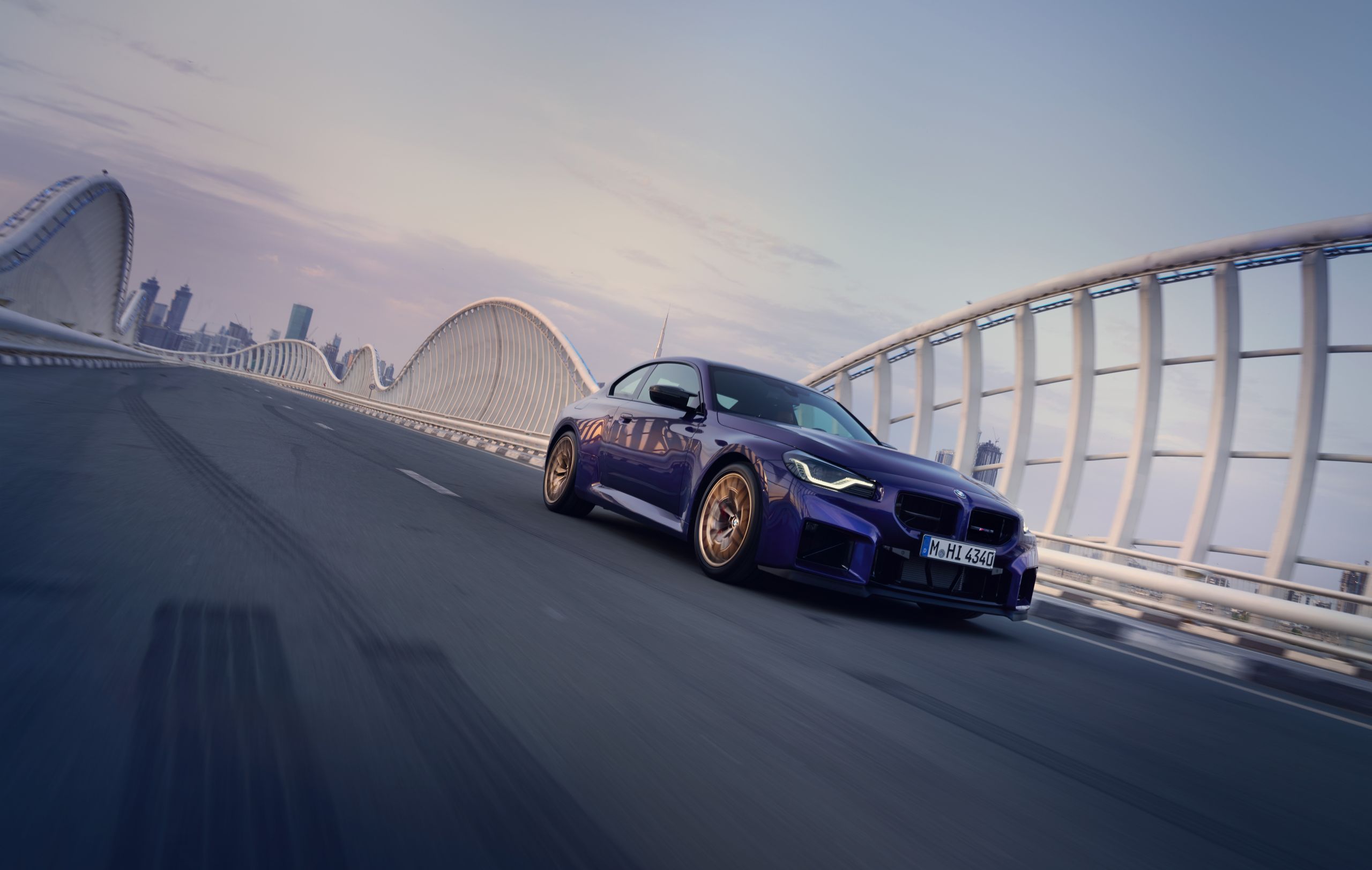 BMW M2 CS
