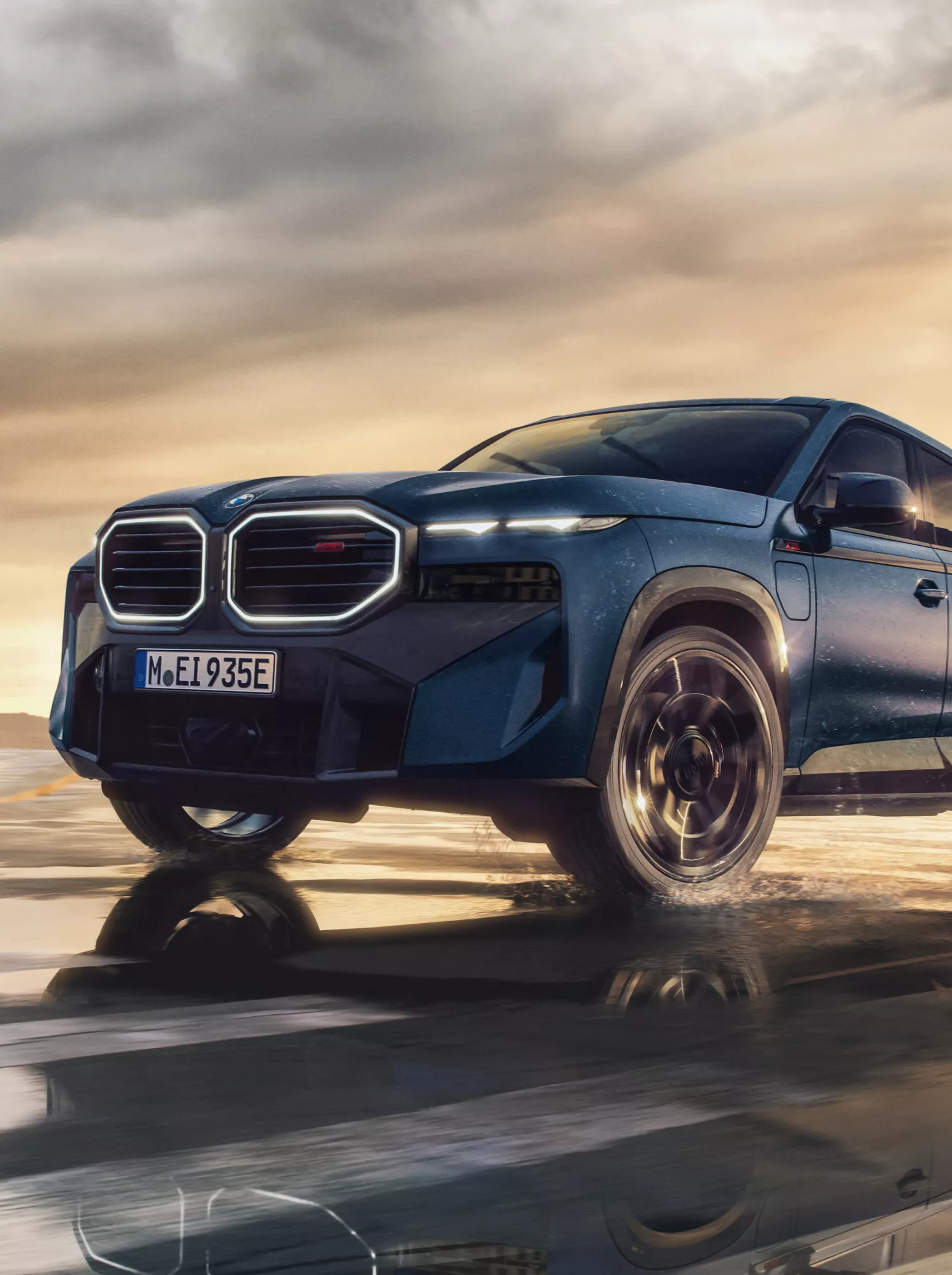 BMW XM Label Frozen-Style Edition