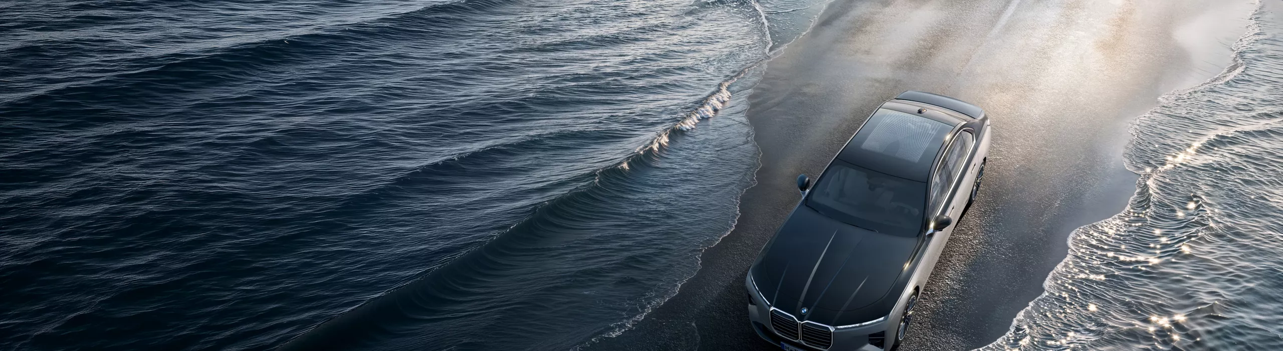 THE NEW BMW 7シリーズ そのヴィジョンと、世界を動かす。