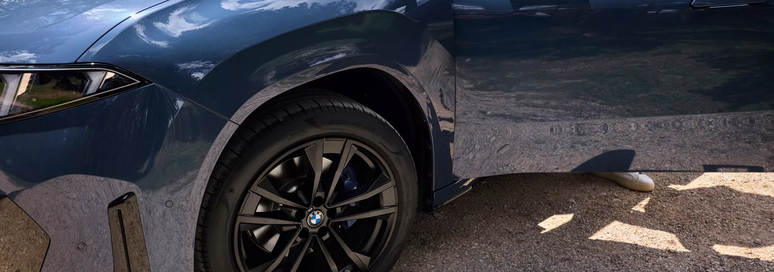 Aproveite 50% de desconto na segunda unidade de pneus BMW*.