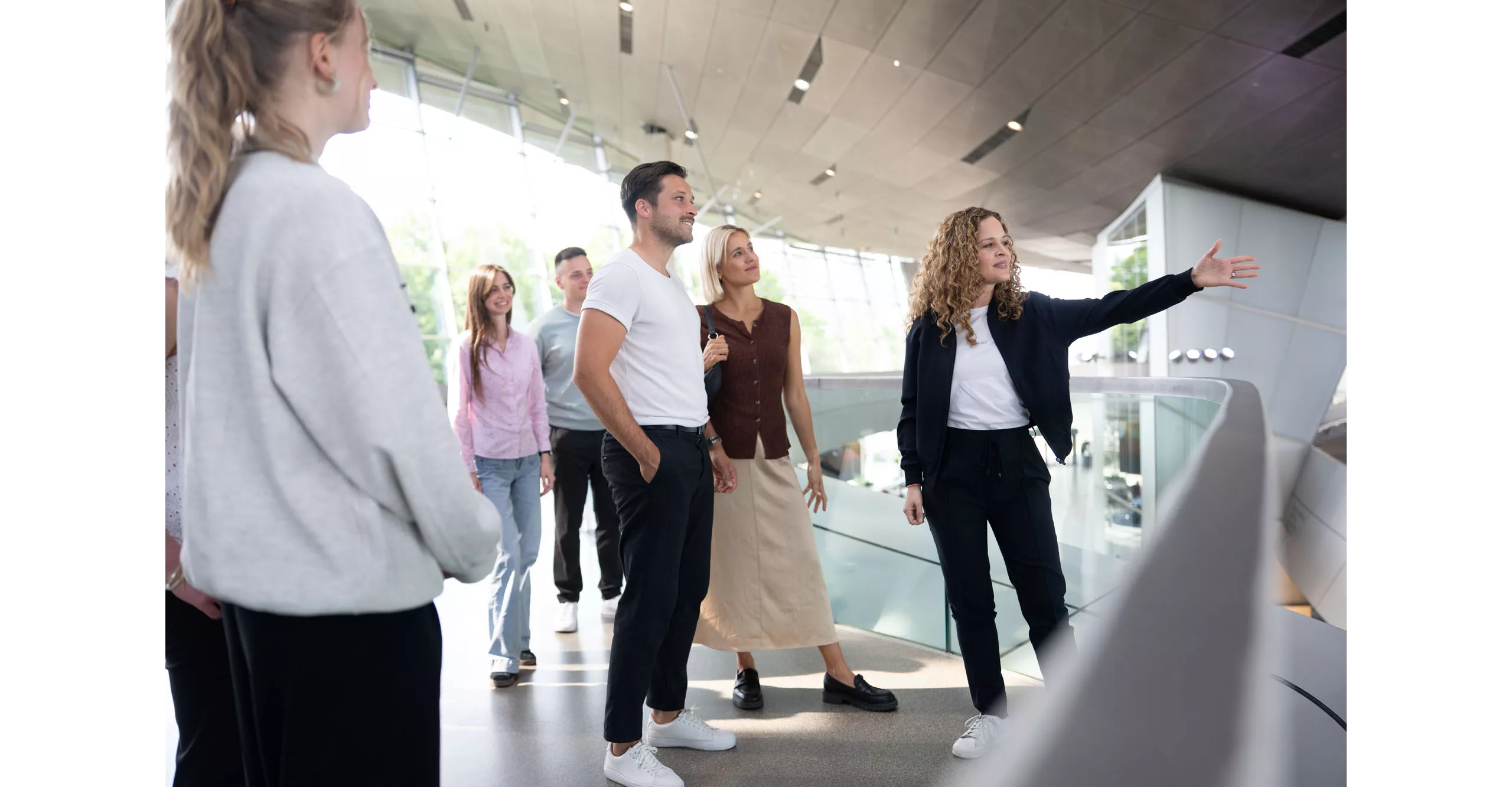Guided tours at BMW Welt.