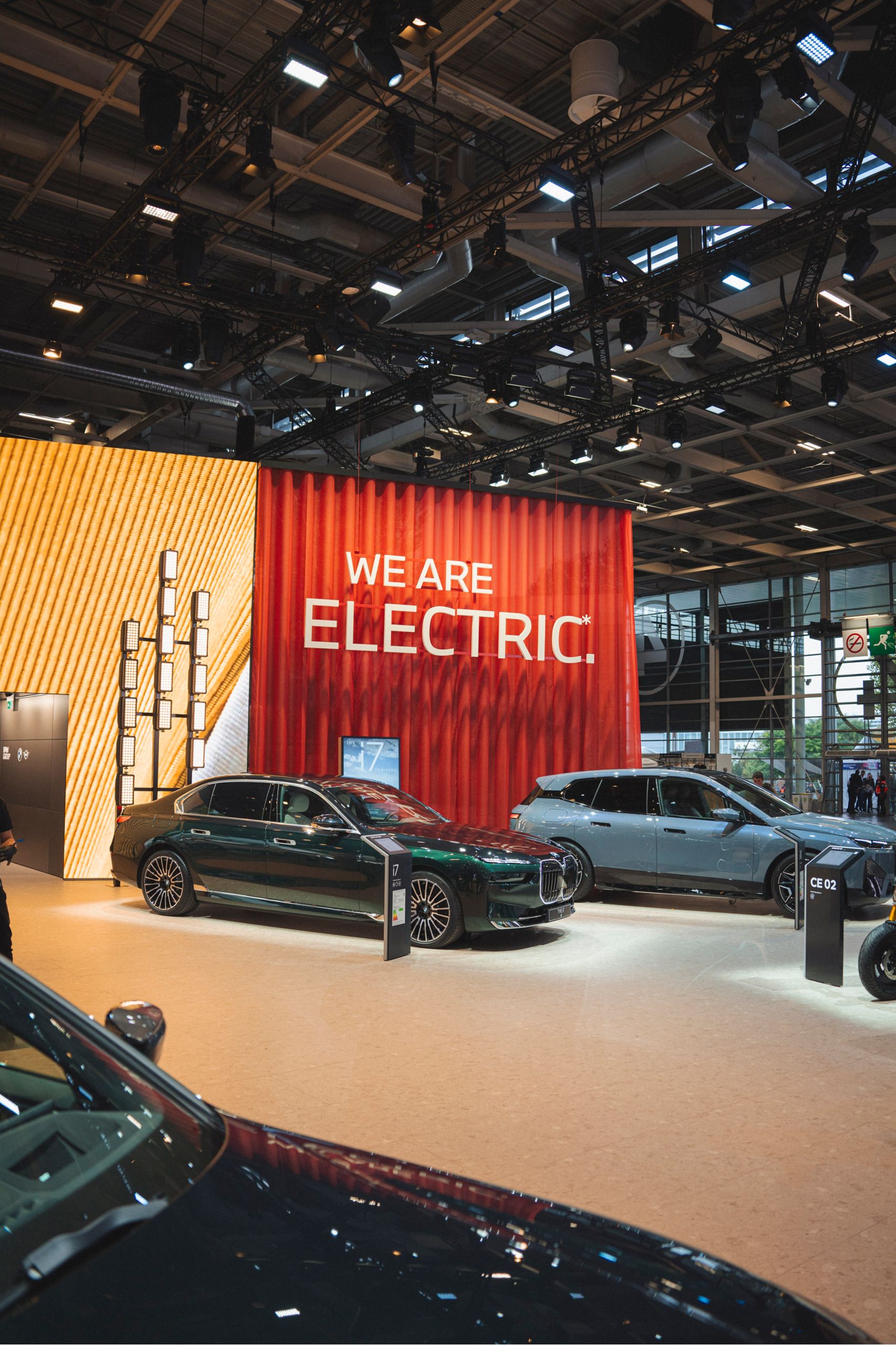 BMW i7