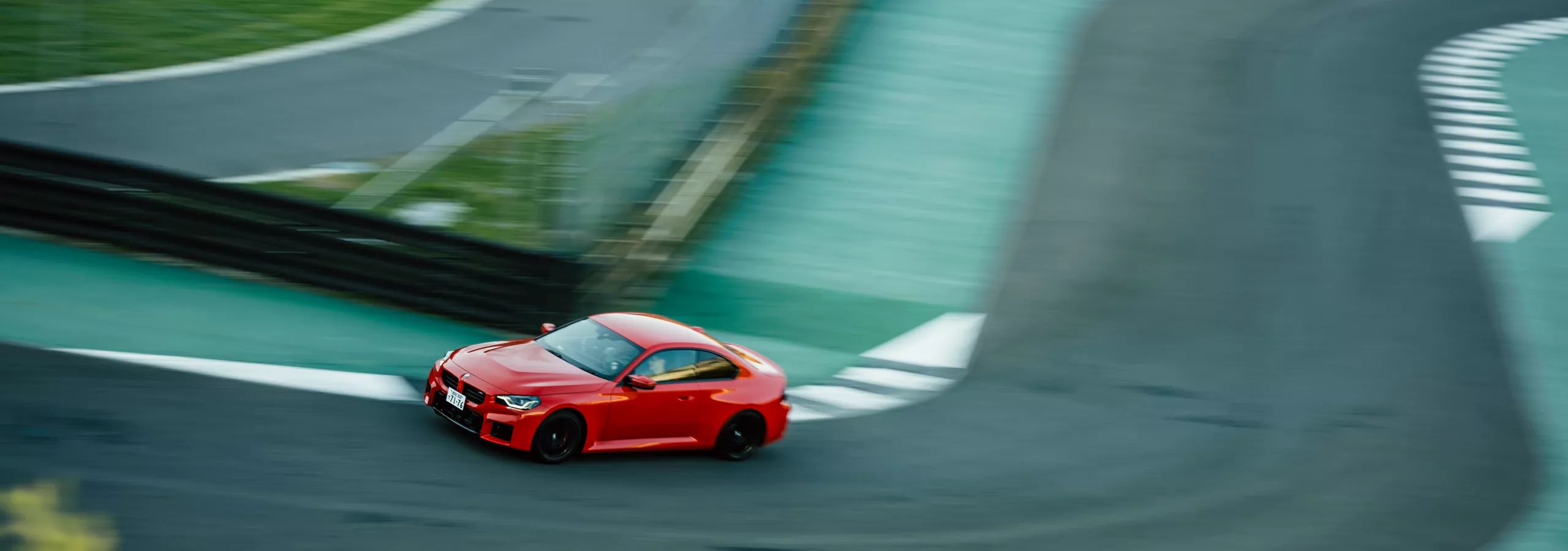 BMW M2 クーペ 荒選手同乗走行