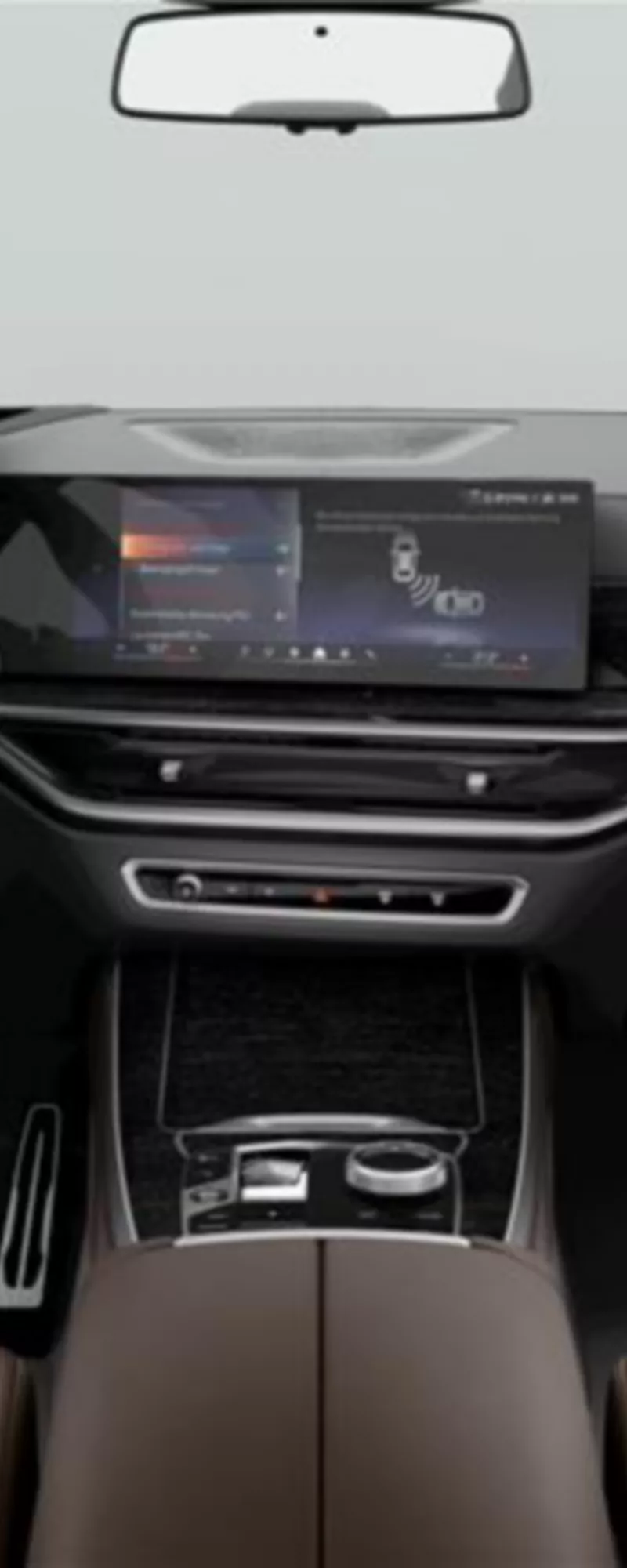 BMW X5 Curved display and ambient lighting