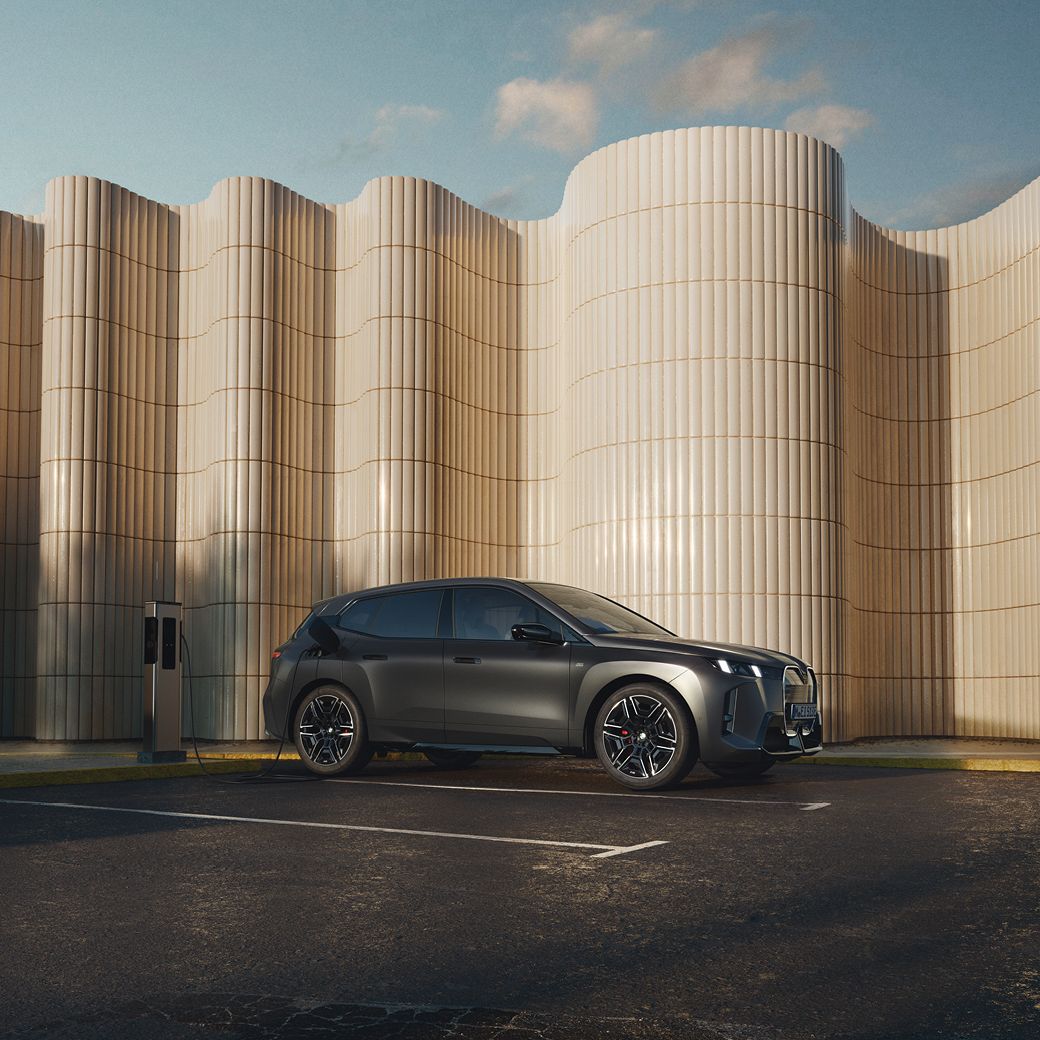 BMW iX M70 xDrive