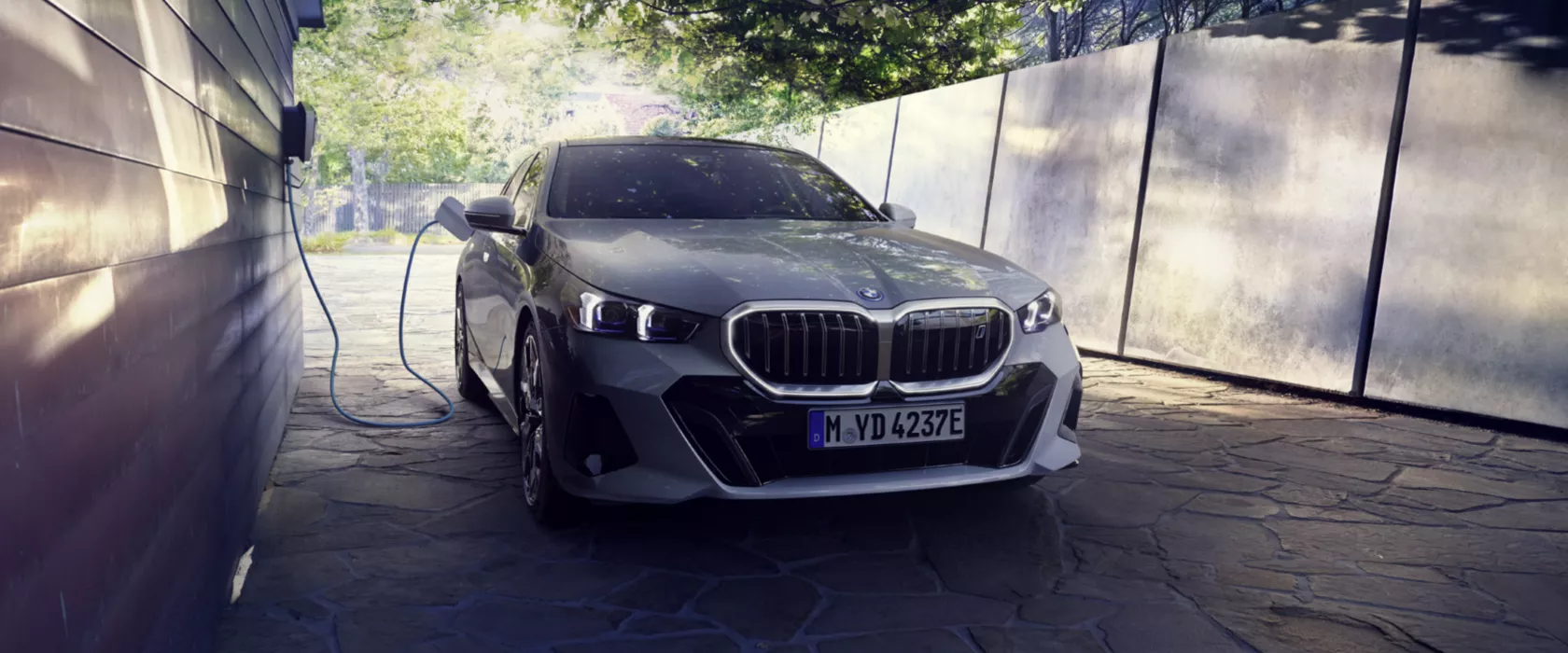 NUOVA BMWi5, offerte BMW disponibili: soluzioni finanziarie (WHY-BUY), noleggio a lungo termine