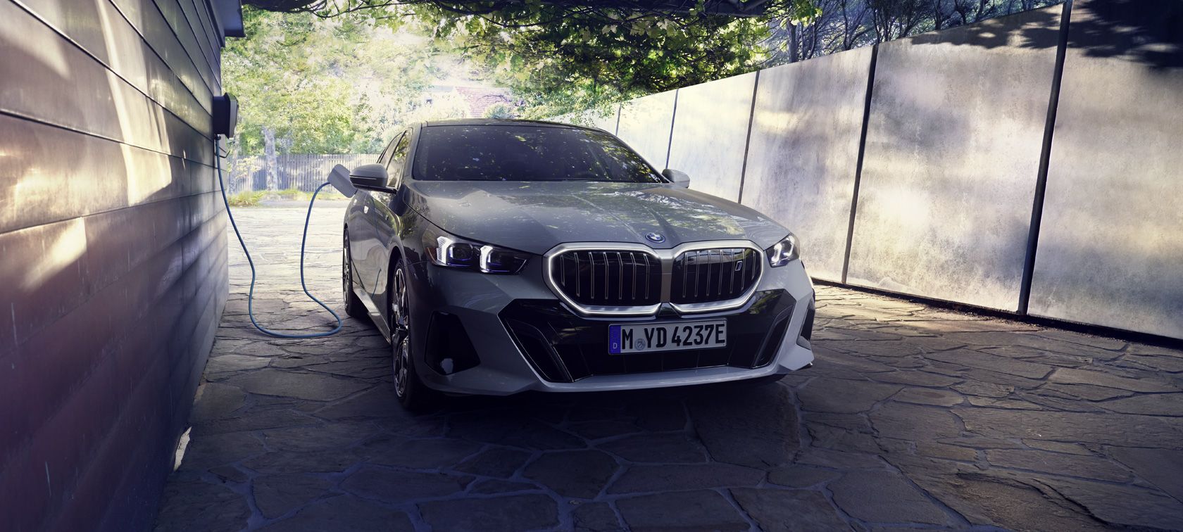 NUOVA BMWi5, offerte BMW disponibili: soluzioni finanziarie (WHY-BUY), noleggio a lungo termine