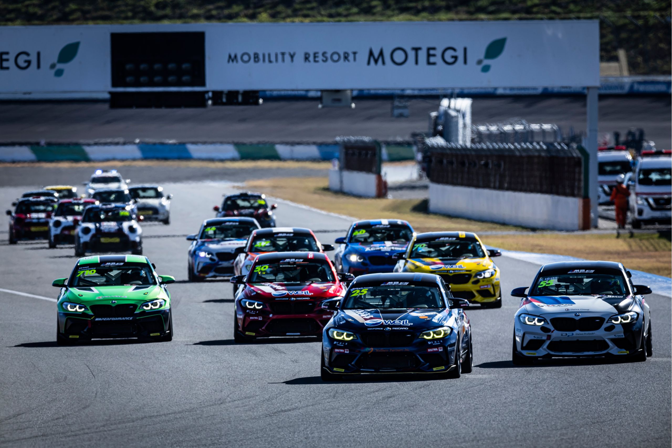 BMW & MINI Racing 2025 - Round 6 第12戦（決勝）