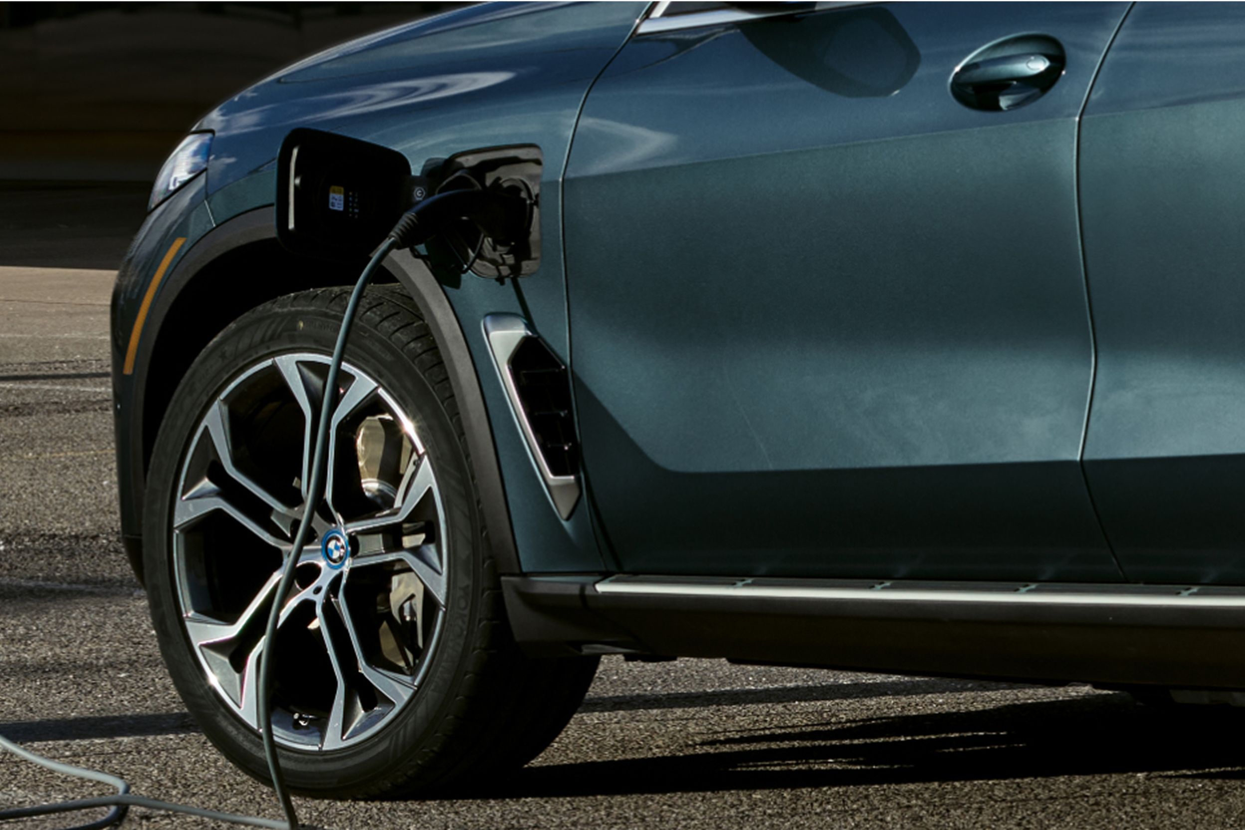 BMW electric cars Plug-in hybrid models