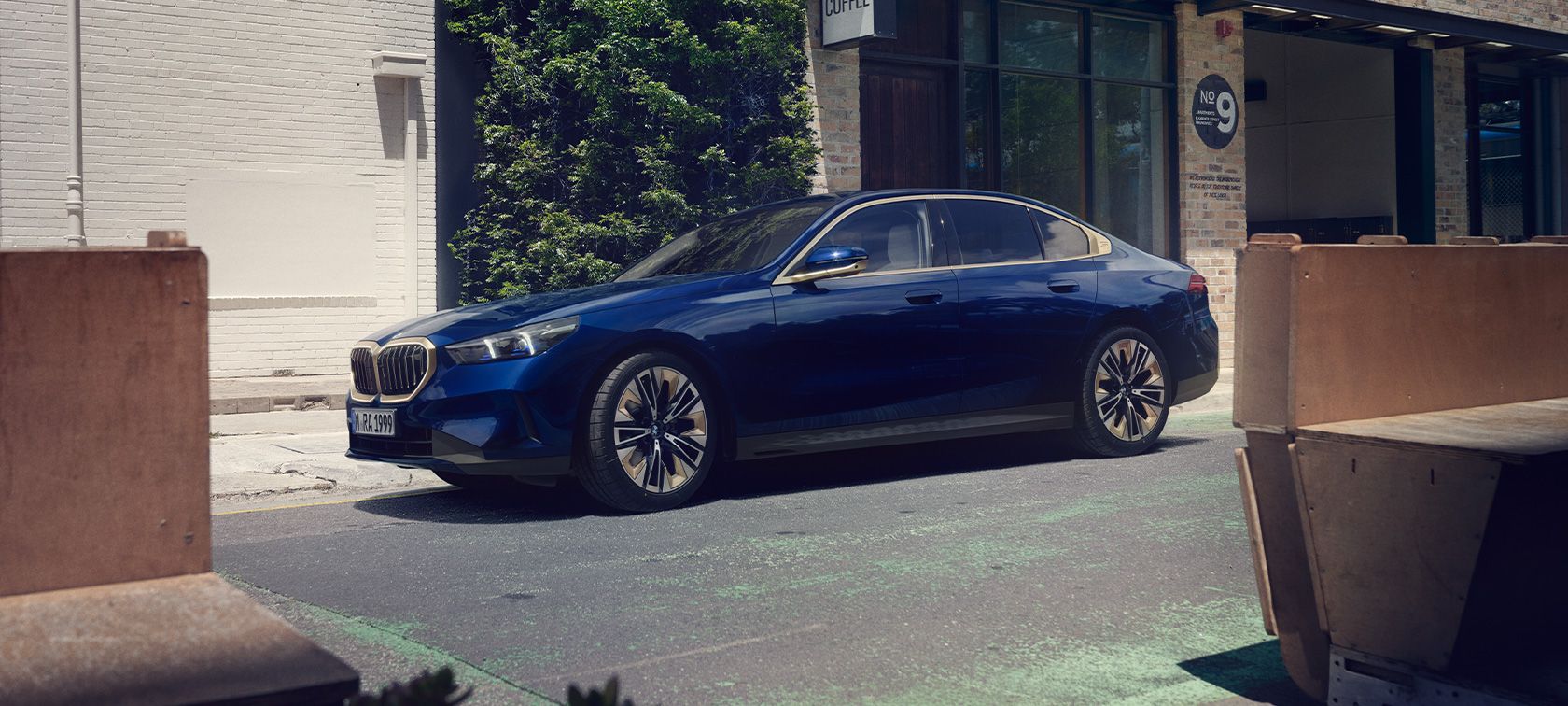 Nuova BMW Serie 5 Berlina - offerte BMW disponibili: soluzioni finanziarie (WHY-BUY), noleggio a lungo termine