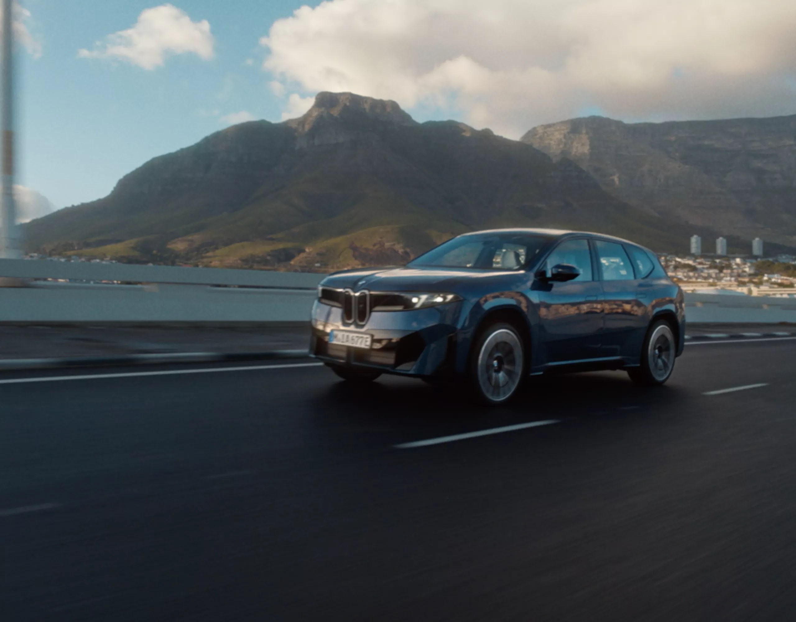 Driving scenarios when the driver brakes and then the assistance systems take over. 