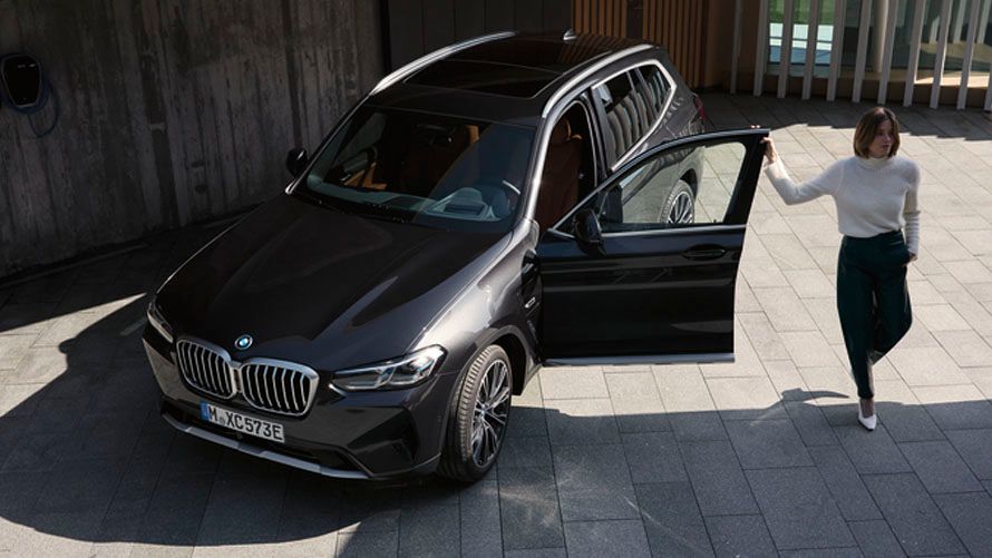 BMW X3.