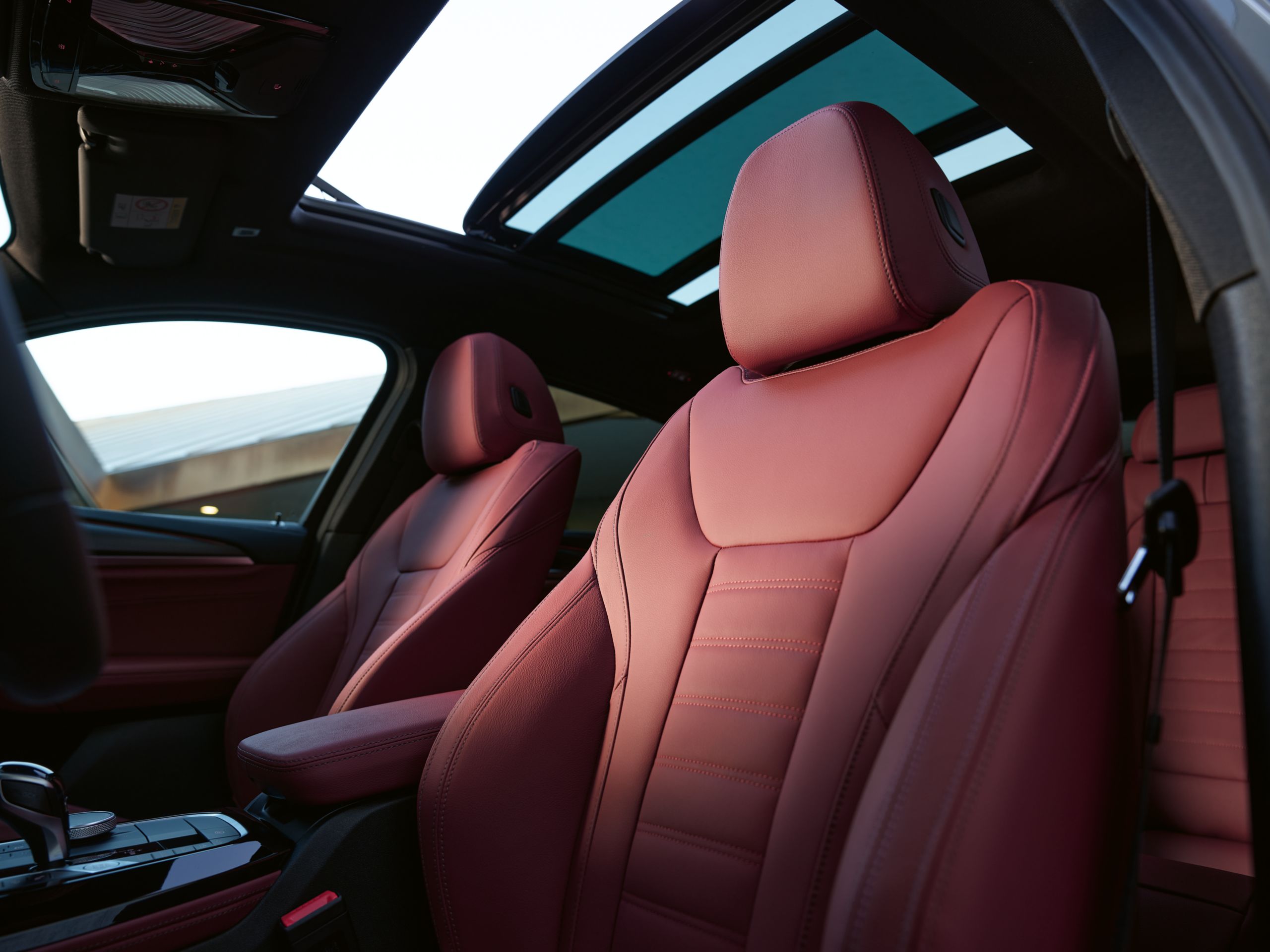 BMW X4 G02 Sport seats for driver and front passenger 2021