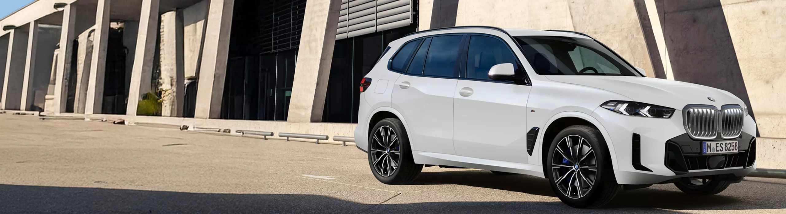 Unlock the BMW X5 xDrive30d SUV from $144,900 RRP*