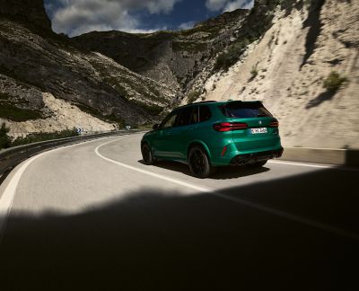 BMW X5 M green rear view