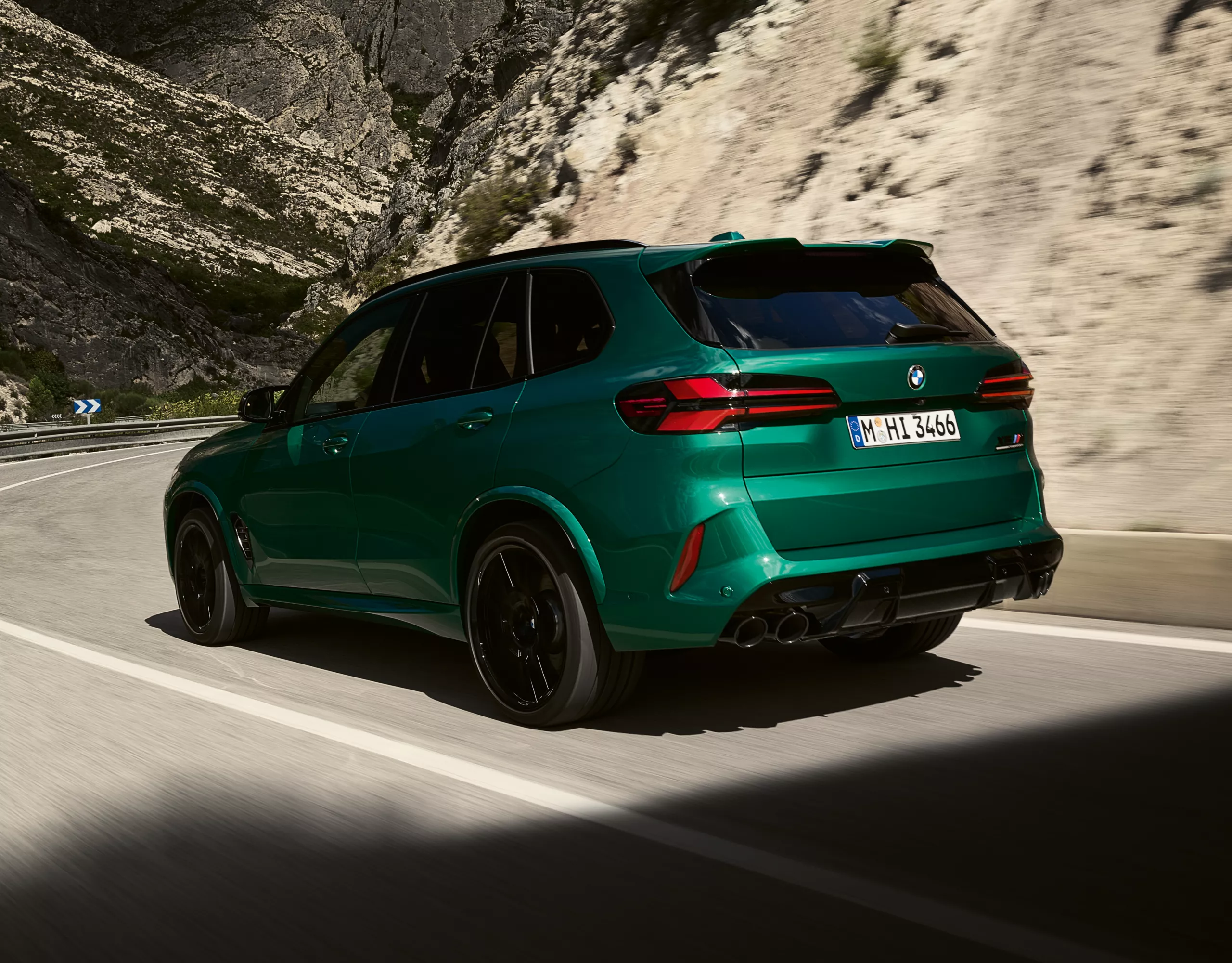 BMW X5 M Competition green rear view 