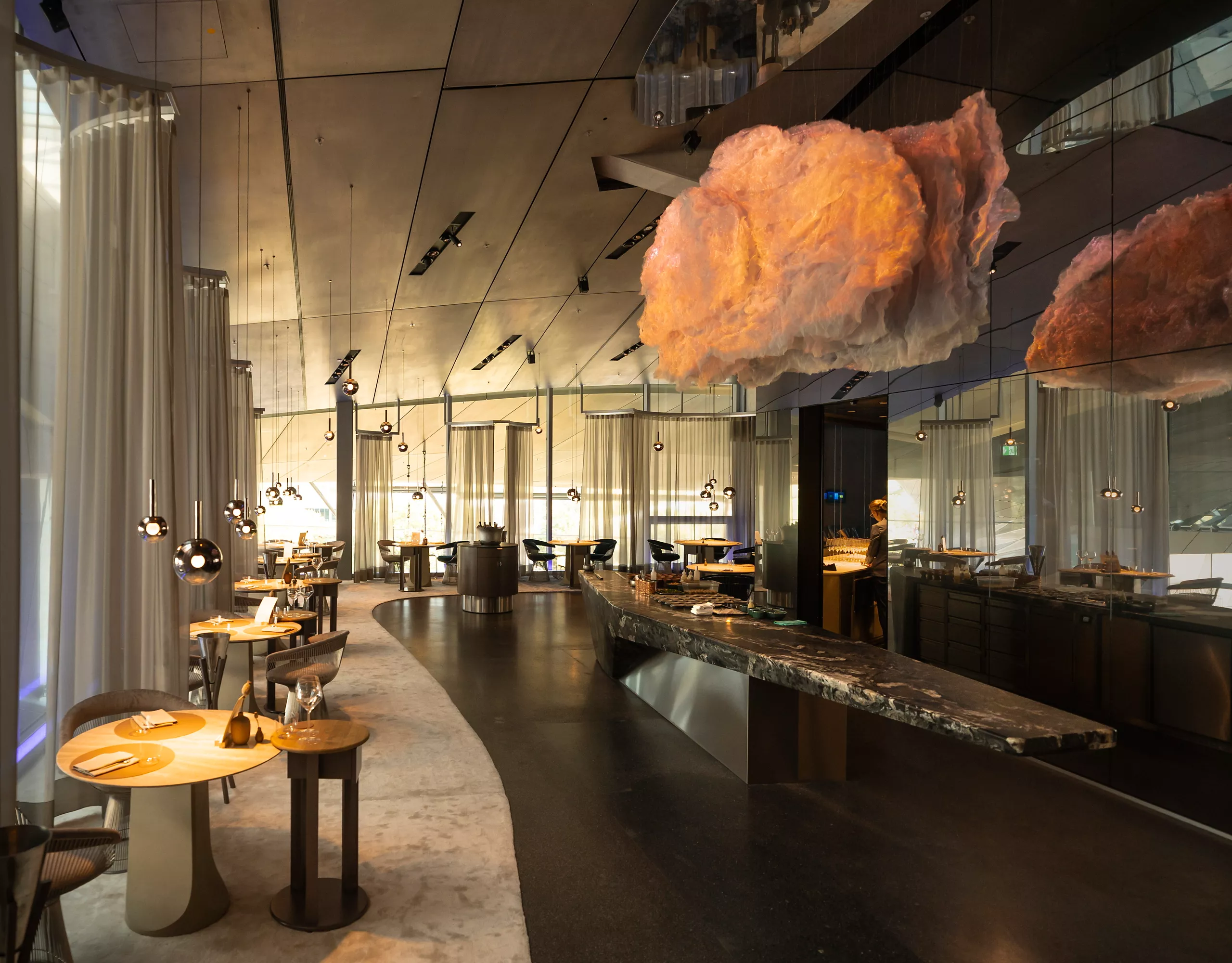 Das Fine Dining Restaurant „THE CLOUD by Käfer"