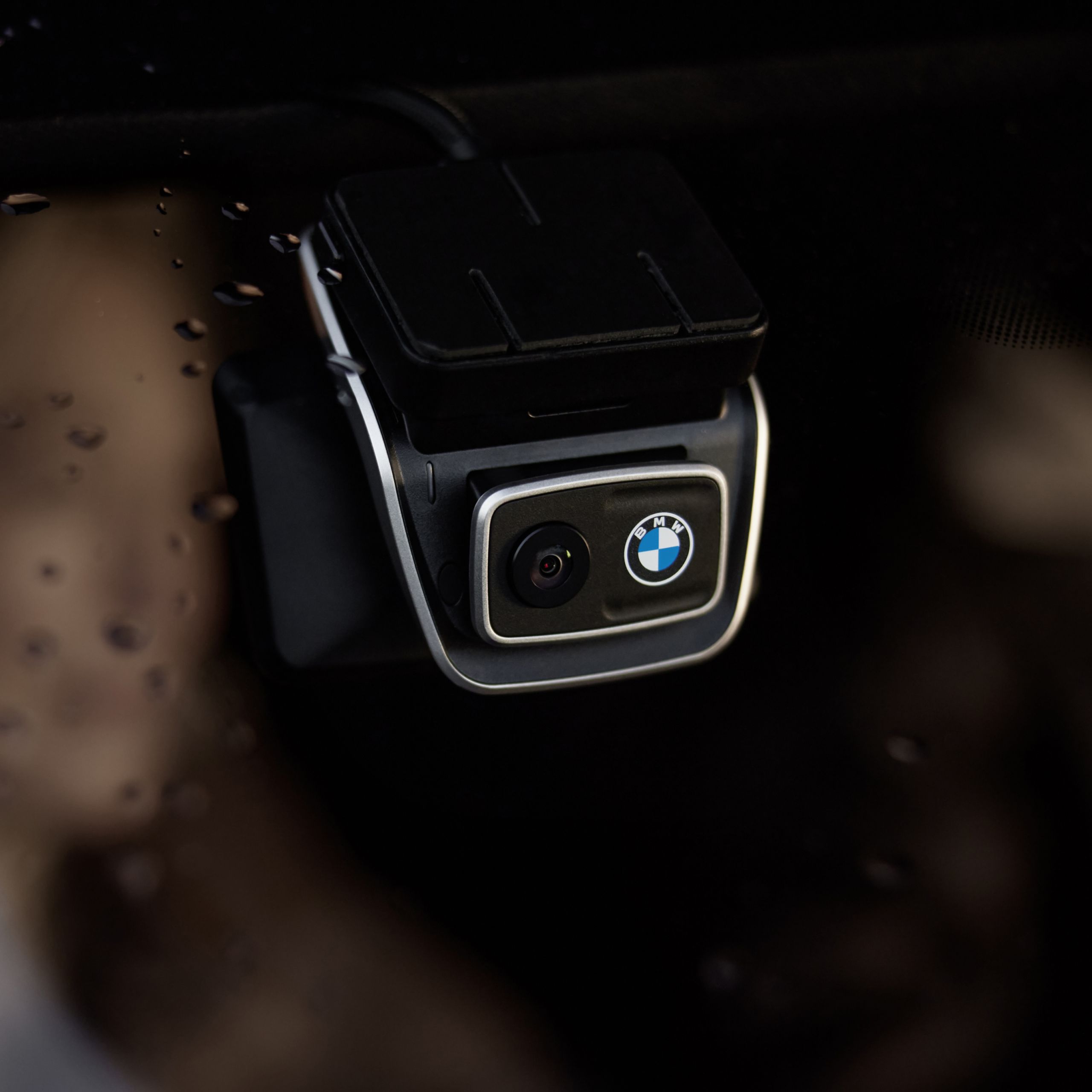 BMW Advanced Car Eye 3.0 Pro Alkuperäiset BMW syys- ja talvilisävarusteet