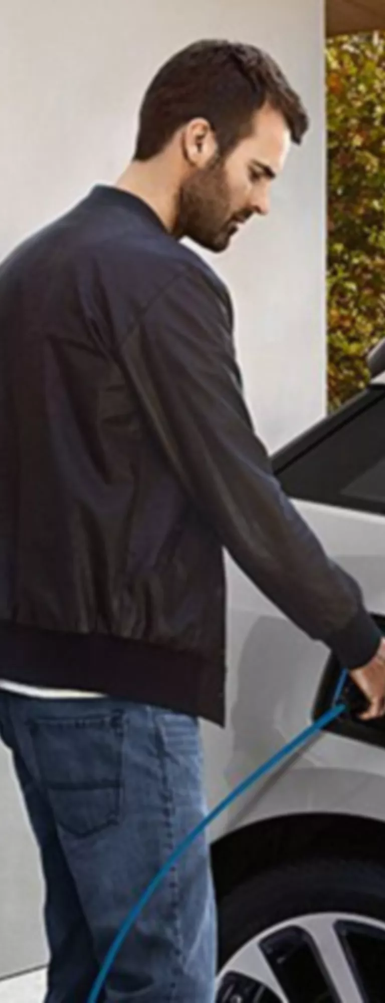  BMW i Customer Service.