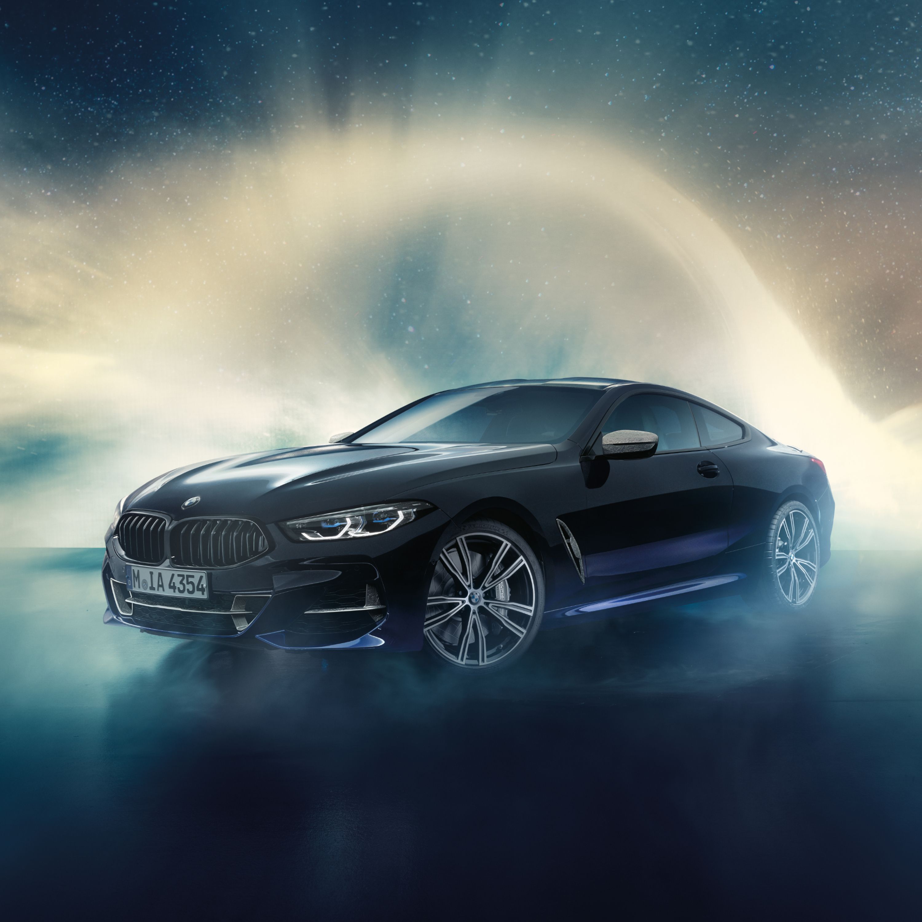 Frontansicht des BMW Individual M850i NIGHT SKY