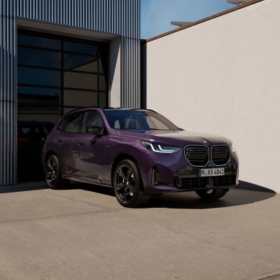 BMW X3 M50 xDrive in BMW Individual Daytona Violet metallic