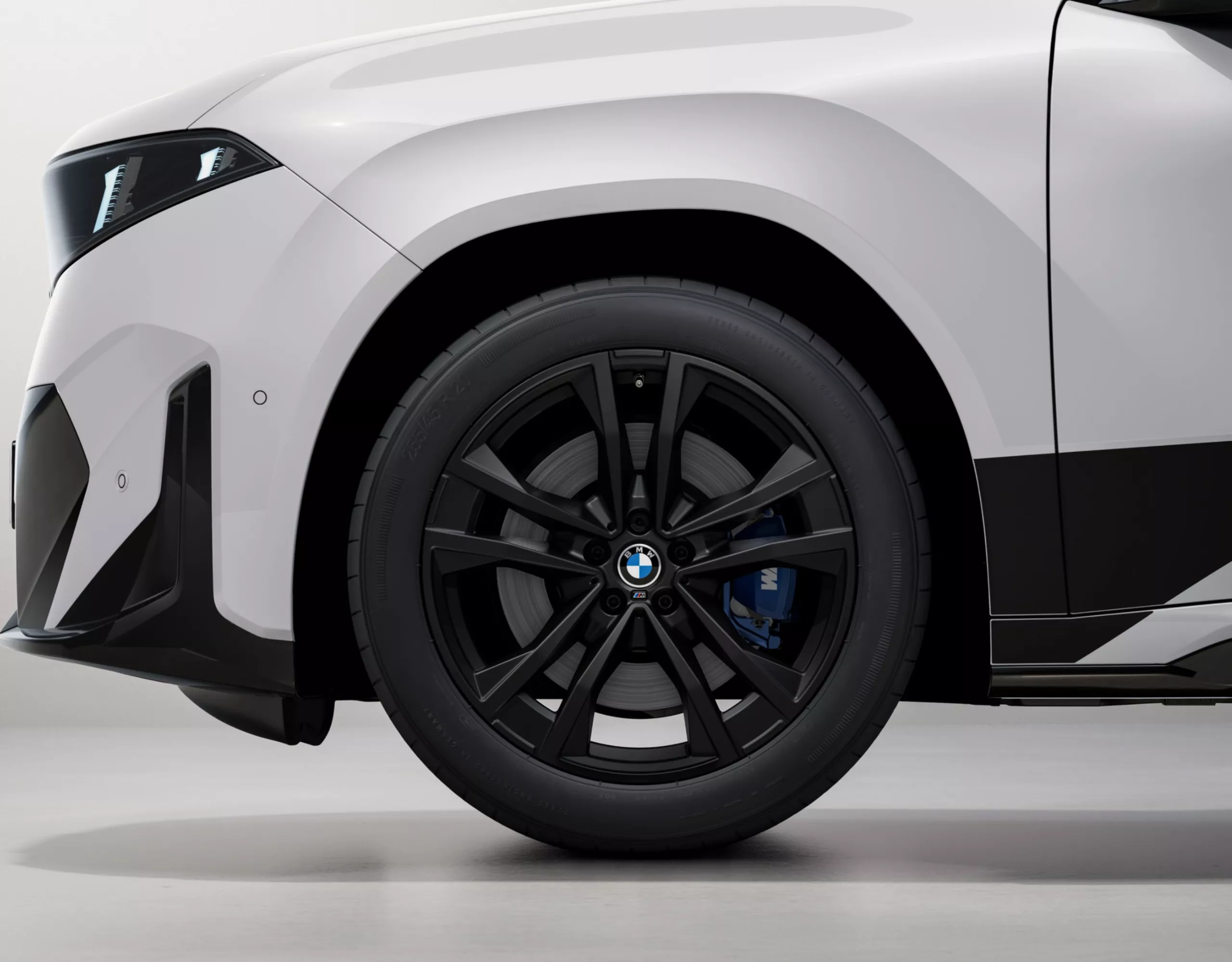 BMW iX3 M60 xDrive with M Performance Parts