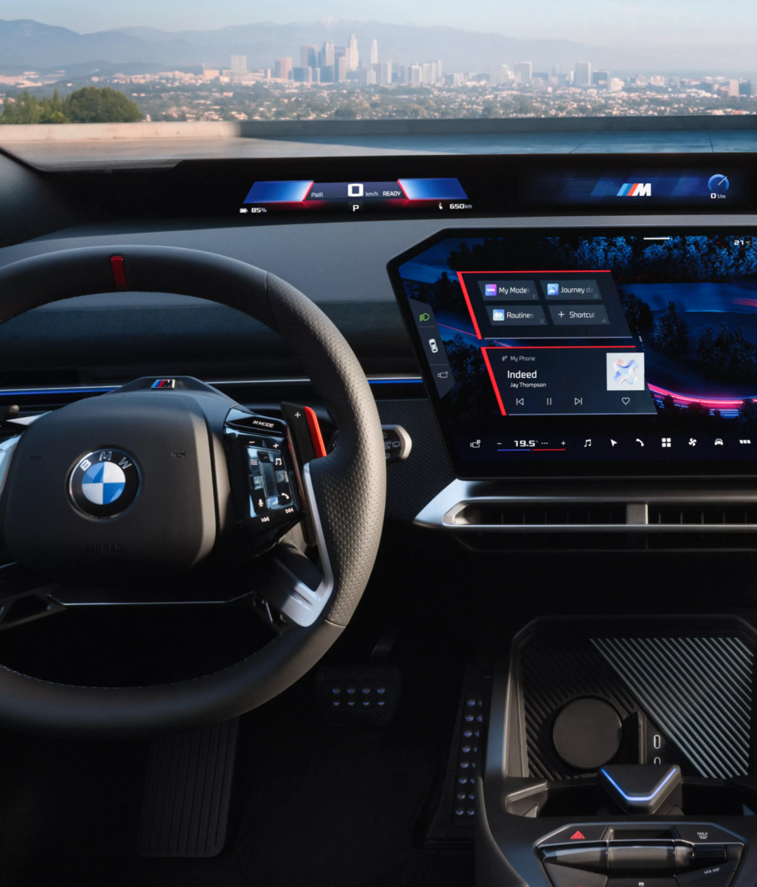 BMW M Sport Steering Wheel with red 12 o’clock marking in the BMW iX3 M60 xDrive